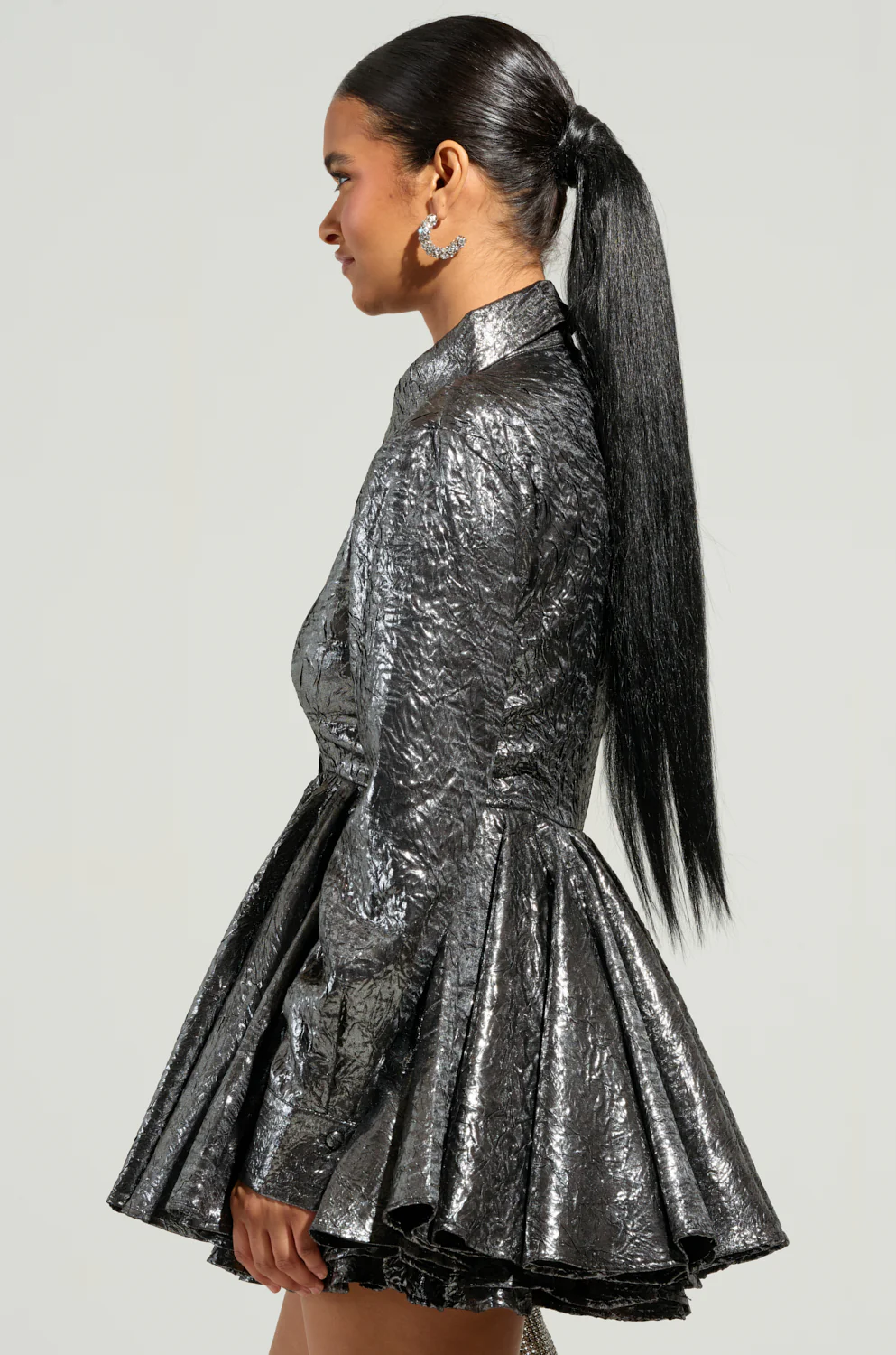 THE IT GIRL SILVER METALLIC MINI DRESS - Image 4