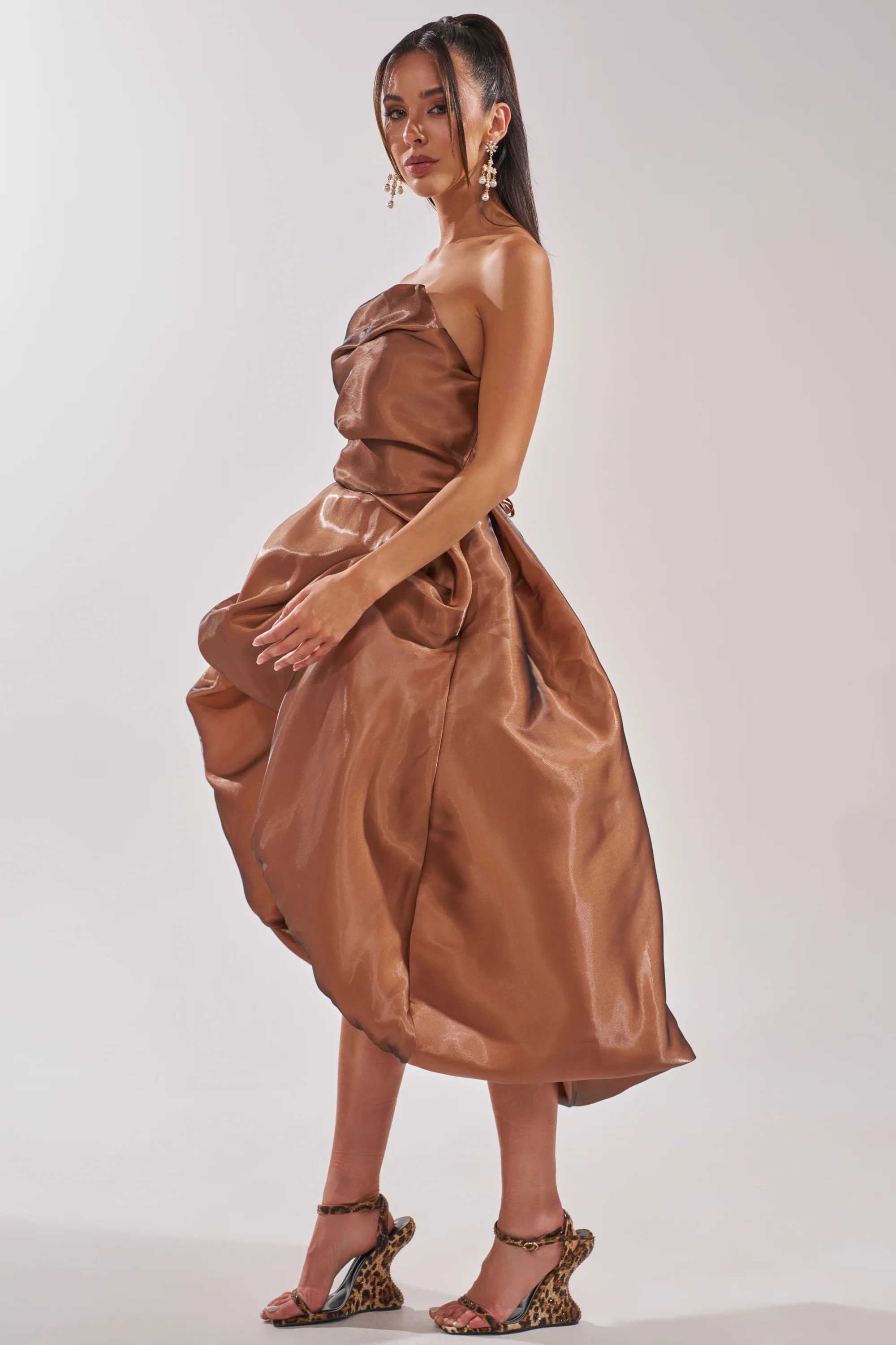 HEAD OVER HEELS HIGH-LOW DRESS - Image 4