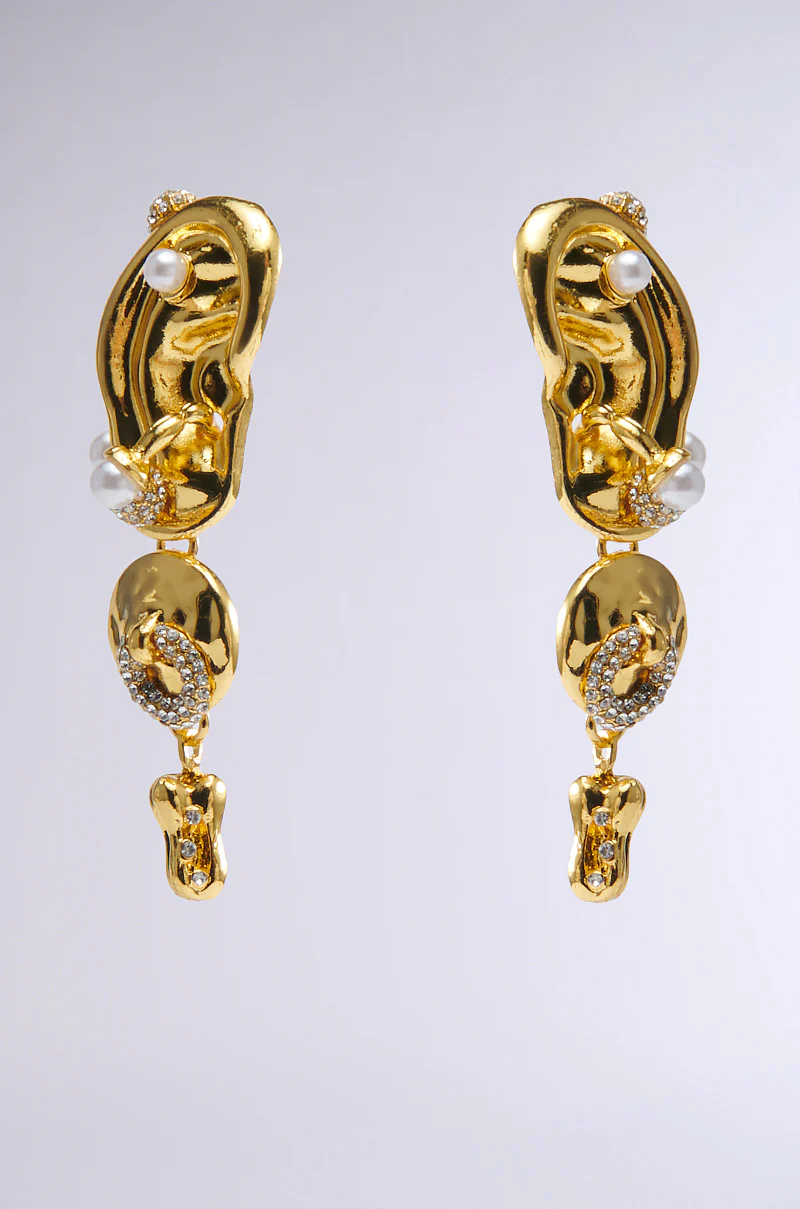 HEAR ME OUT EARRING