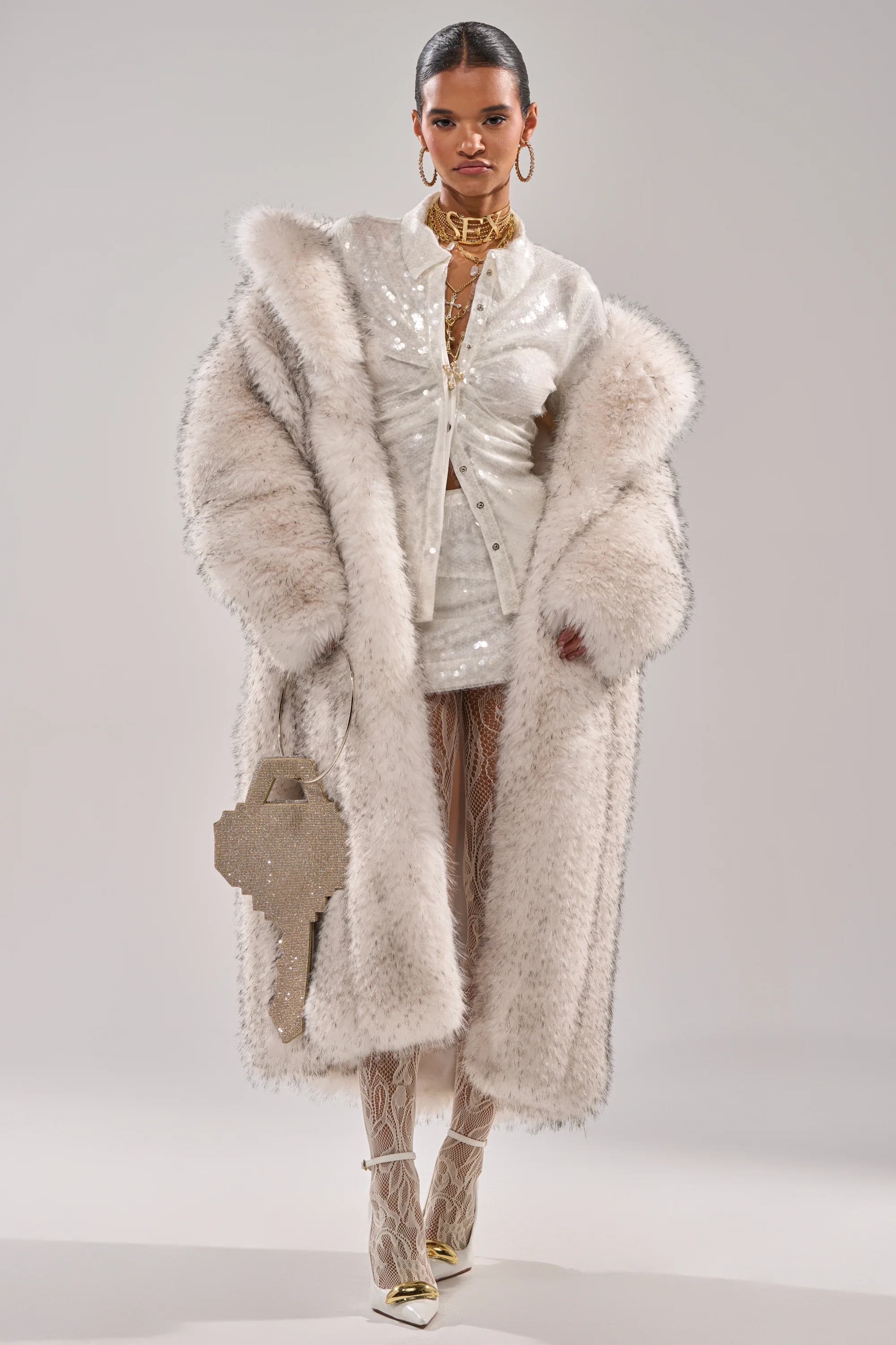 HEAVY ON THE APRES FAUX FUR COAT - Image 5