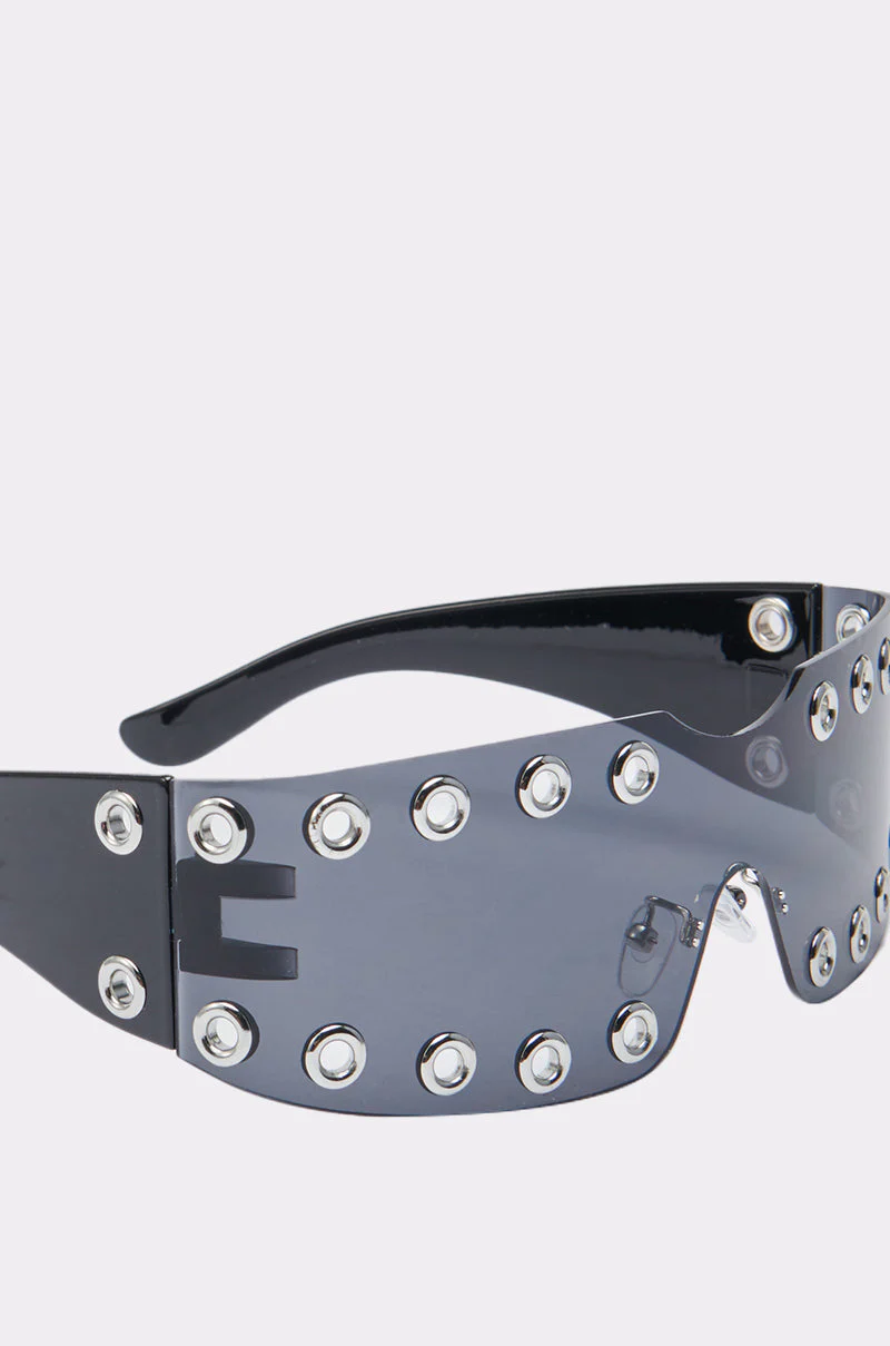 HERE FOR THE VIBES SUNGLASSES - Image 6