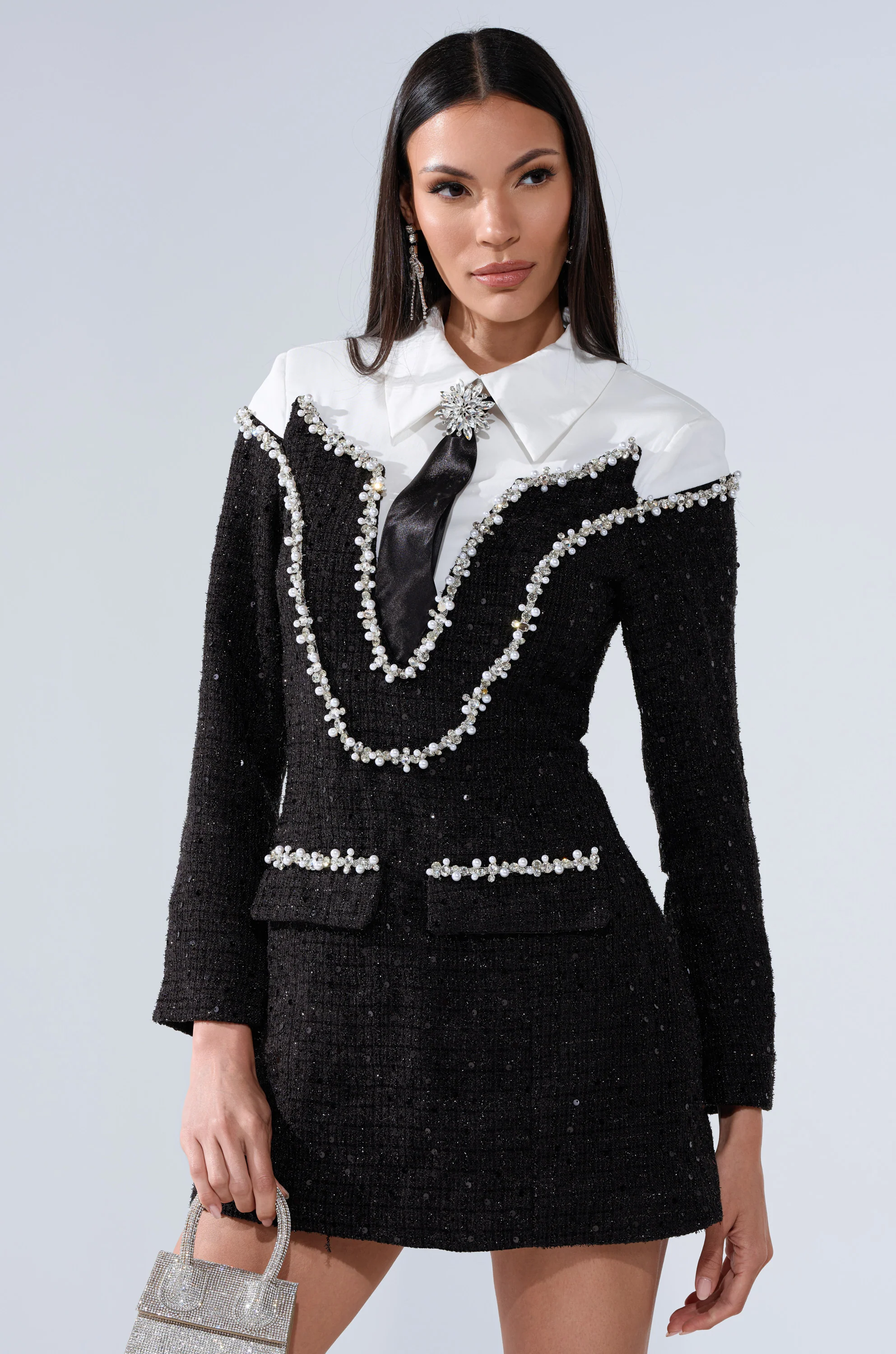 HIGH CLASS MINI DRESS WITH A TIE