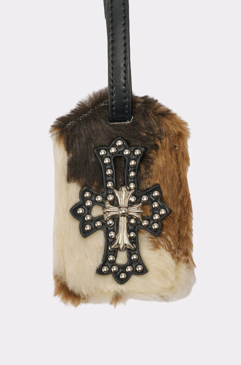 HIGH STANDARDS FAUX FUR LUGGAGE TAG - Image 4