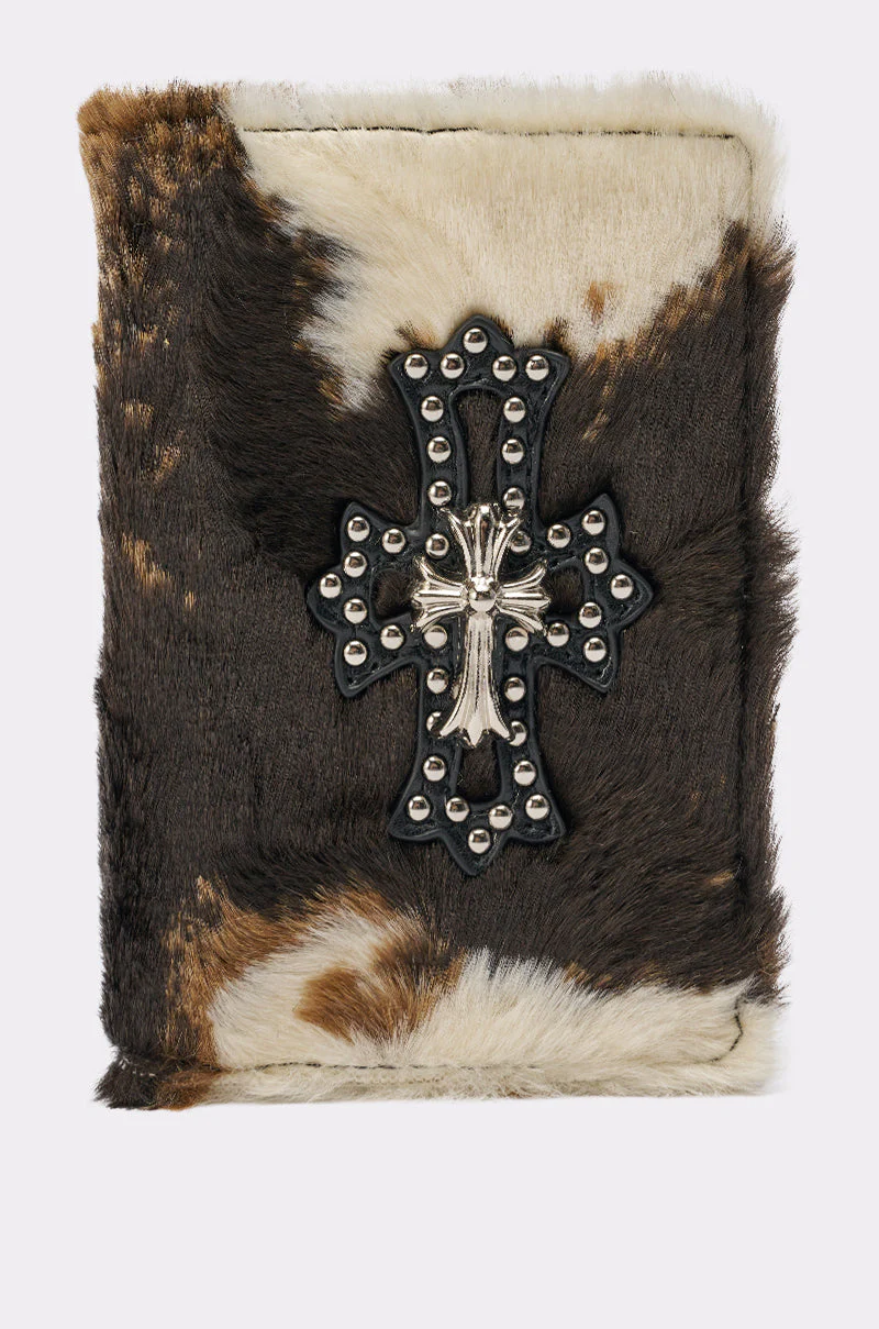 HIGH STANDARDS FAUX FUR PASSPORT COVER - Image 2