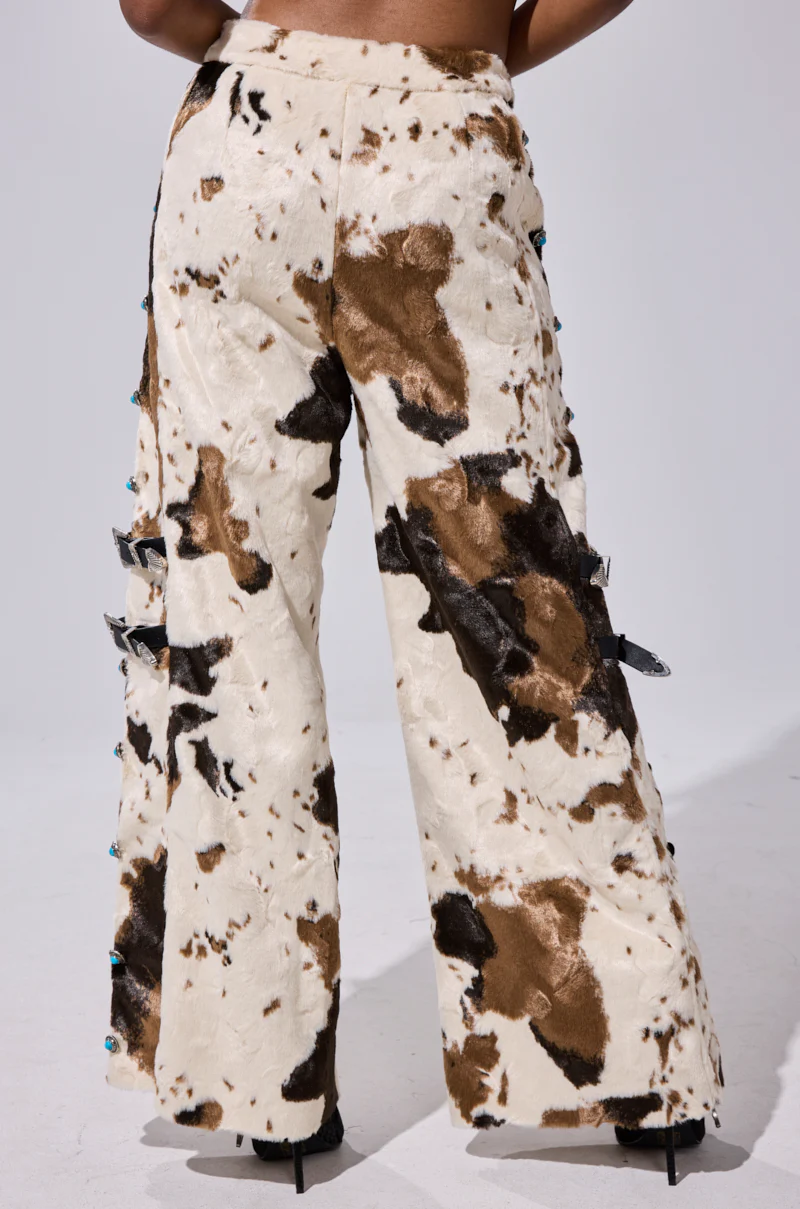 HIGHLAND COW FAUX FUR PANT - Image 5
