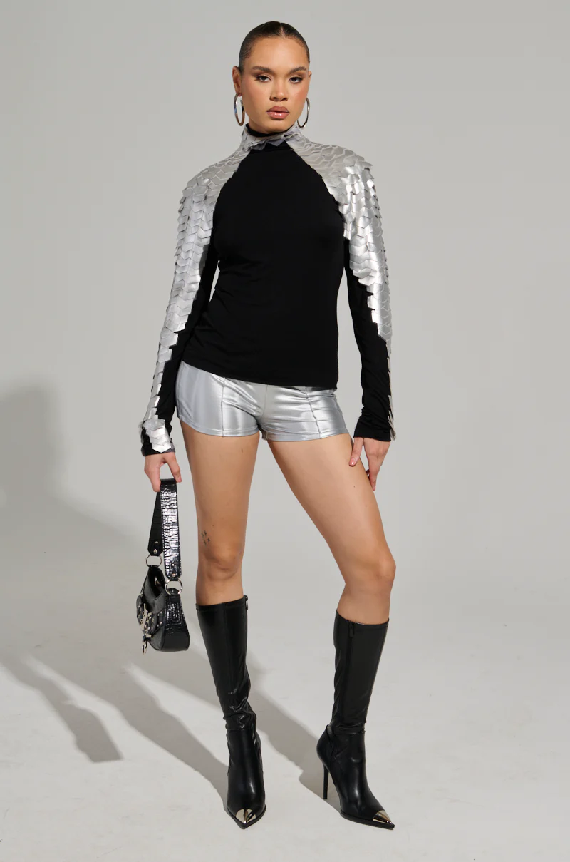 HIT THE LIGHTS SHORT IN SILVER - Image 5