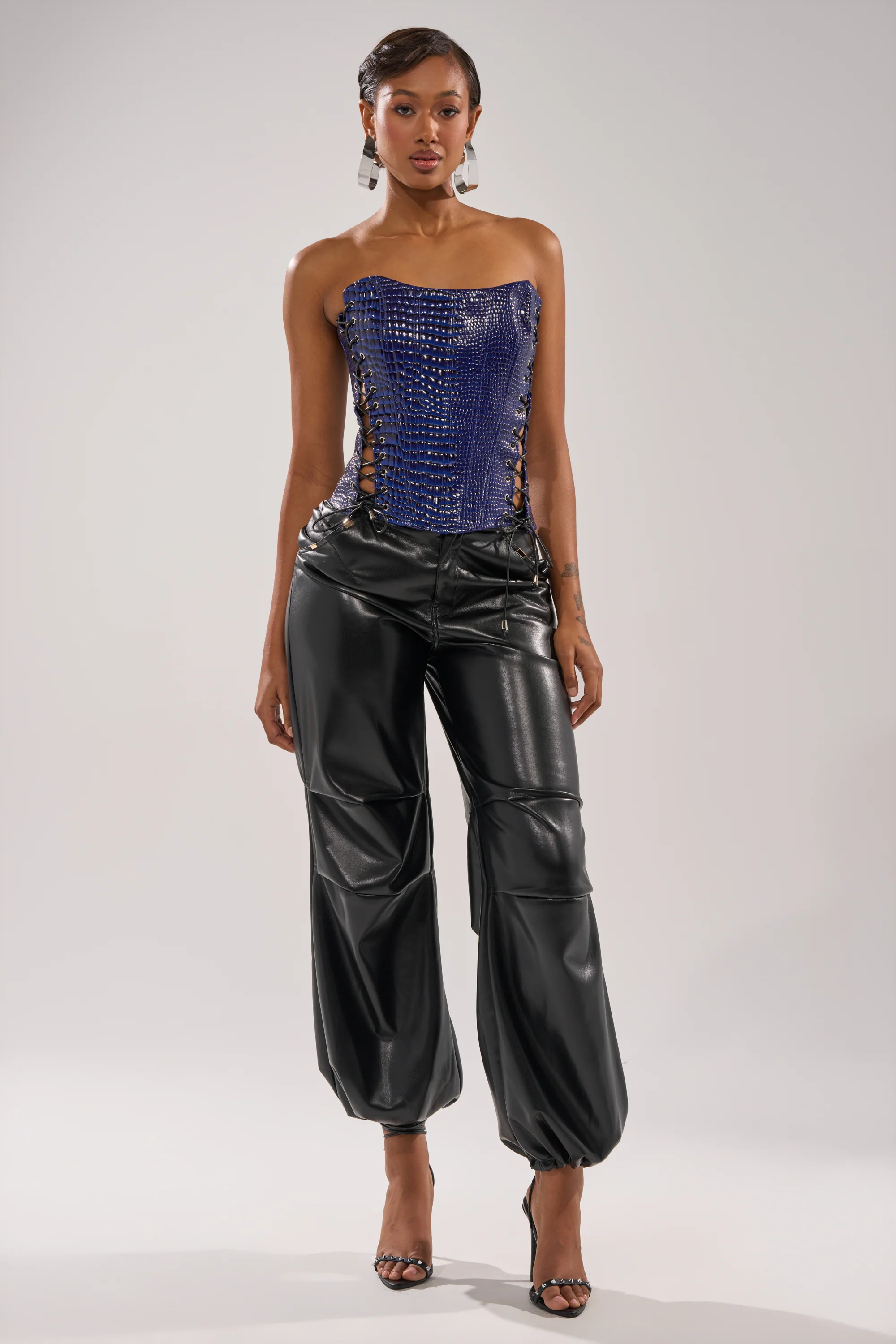 HIT THE SWITCH EMBOSSED CORSET - Image 6