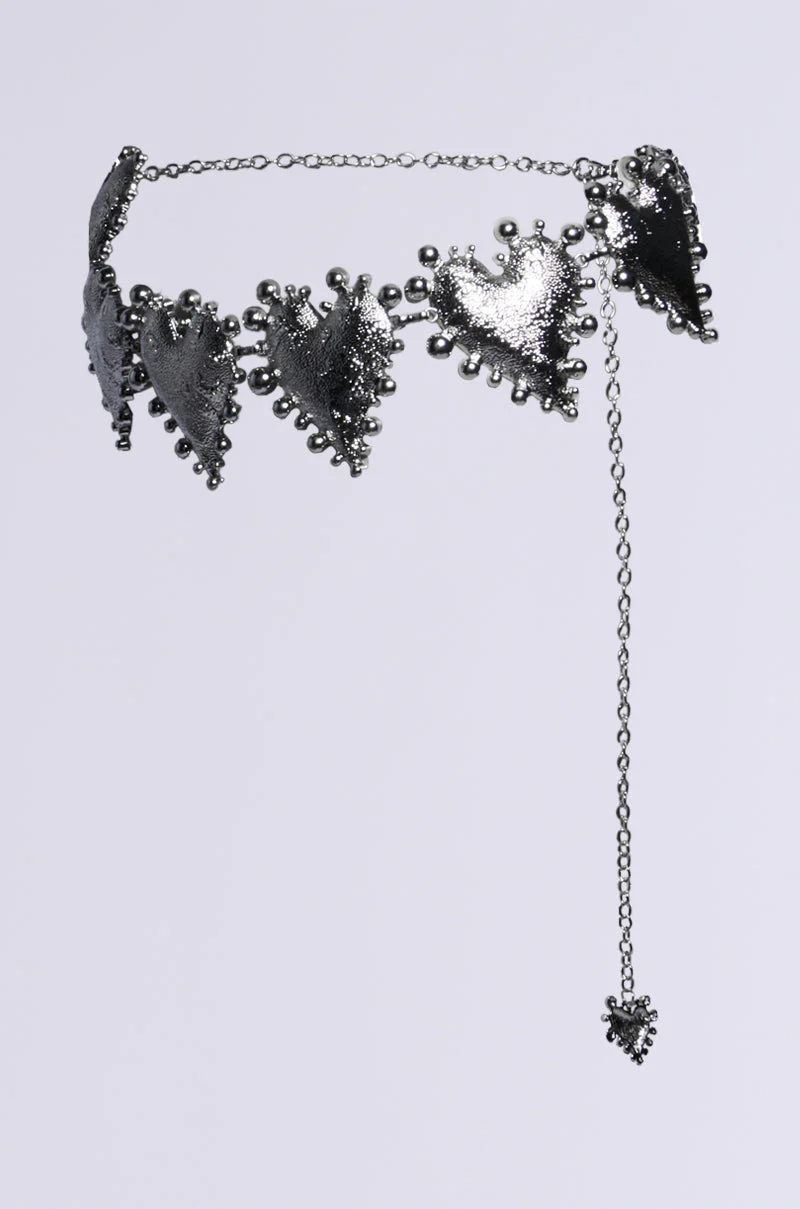 HOLD MY HEART METAL CHAIN BELT - Image 6