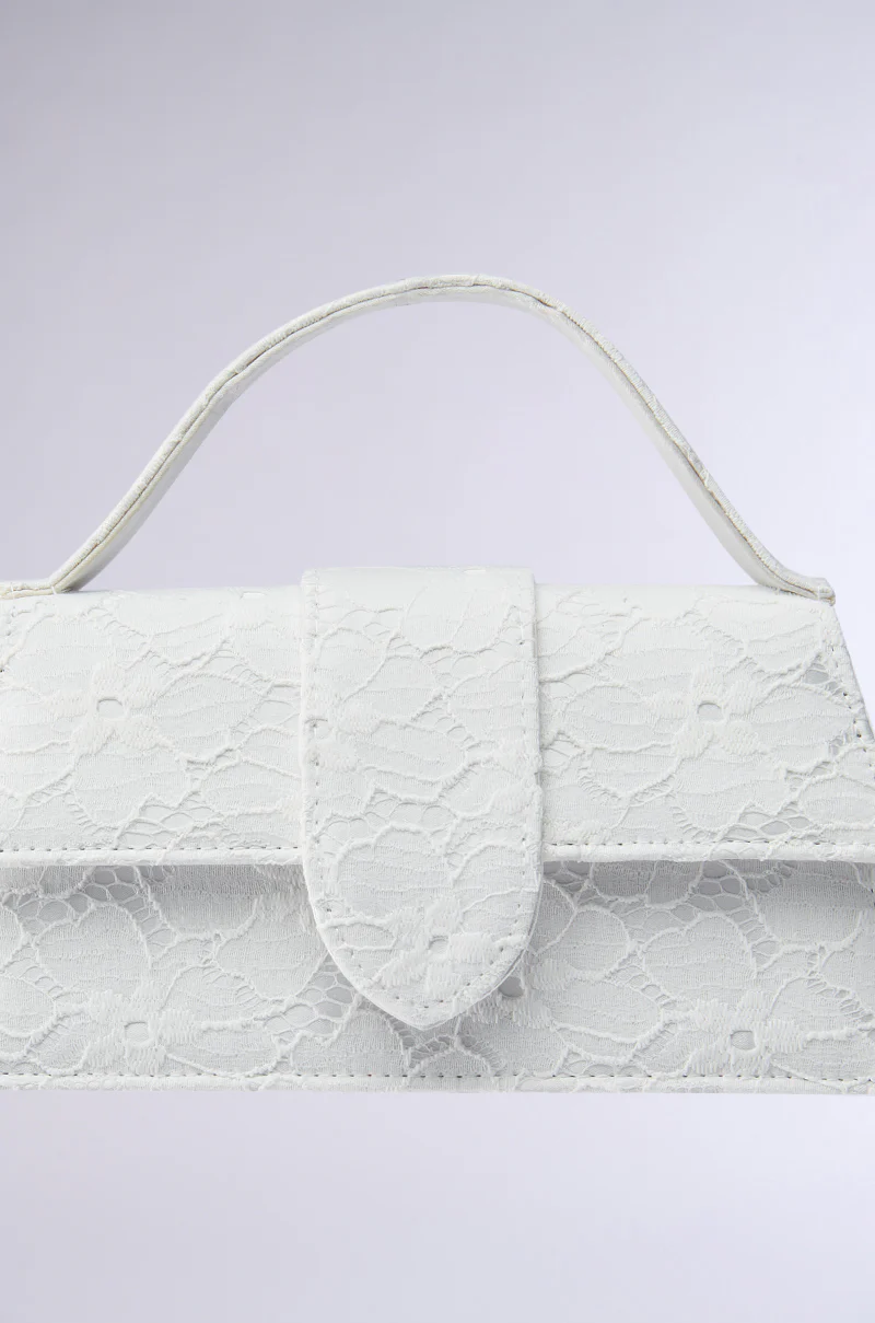HONEYMOON LACE APPLIQUE BAG - Image 6