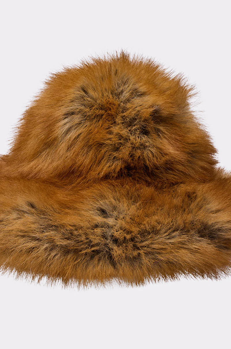 HOT GIRL FAUX FUR OVERSIZED BUCKET HAT - Image 6