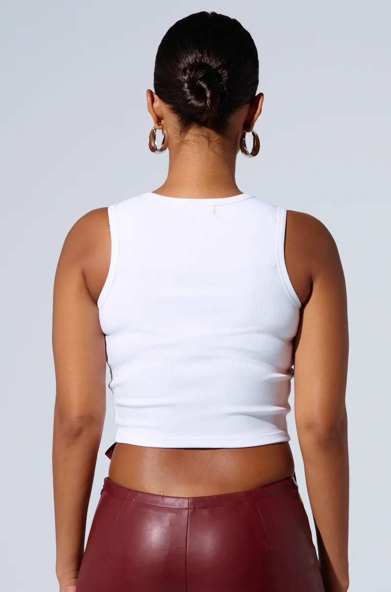 I KNOW I'M YOUR FAVORITE LACE UP CROPPED TANK - Image 4