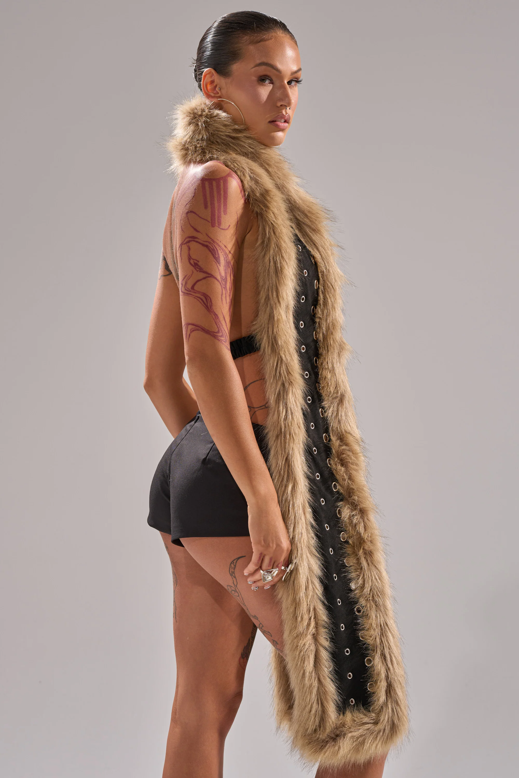 ICY HOT FUR BRALETTE - Image 5