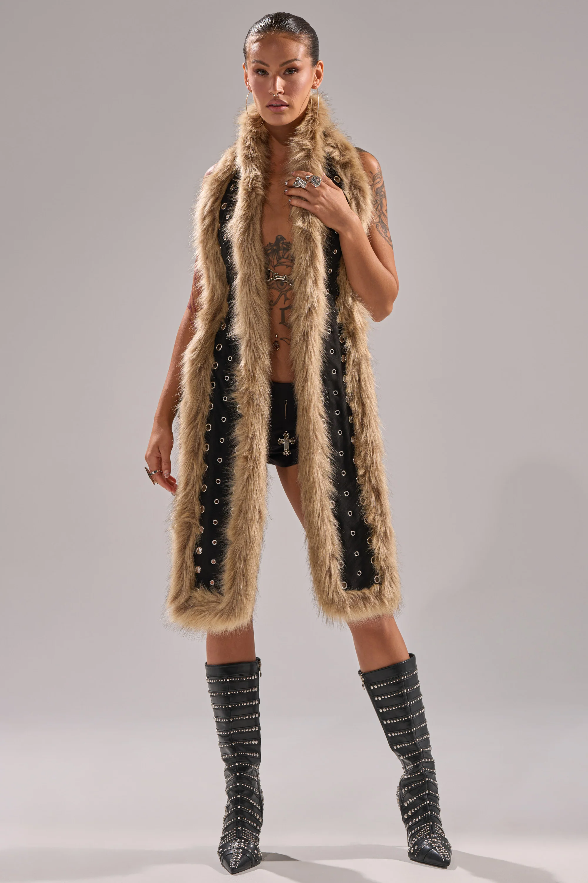 ICY HOT FUR BRALETTE - Image 7