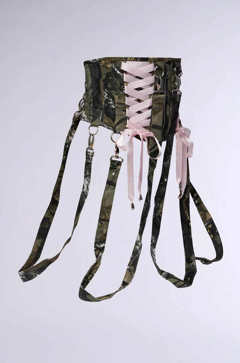IM LITERALLY OUTSIDE LACEUP BELT - Image 5