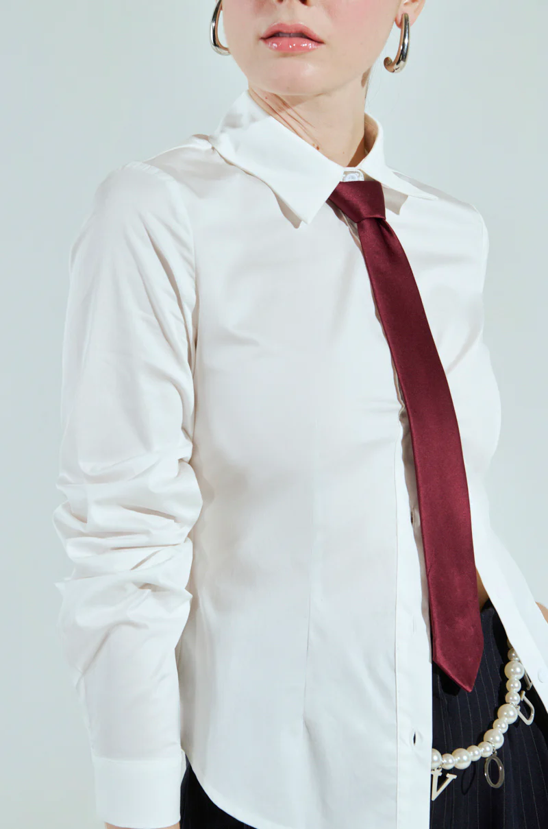I'M THE BOSS BUTTON DOWN - Image 8
