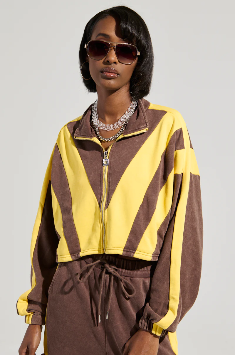IN ANOTHER LIFE CROP SWEATSHIRT - Image 3