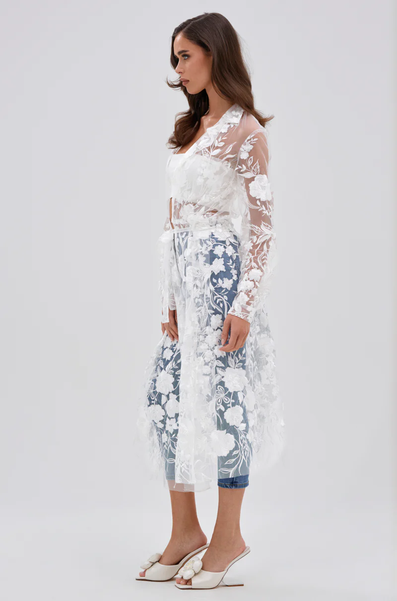 IN BLOOM SHEER TRENCH IN WHITE - Image 3