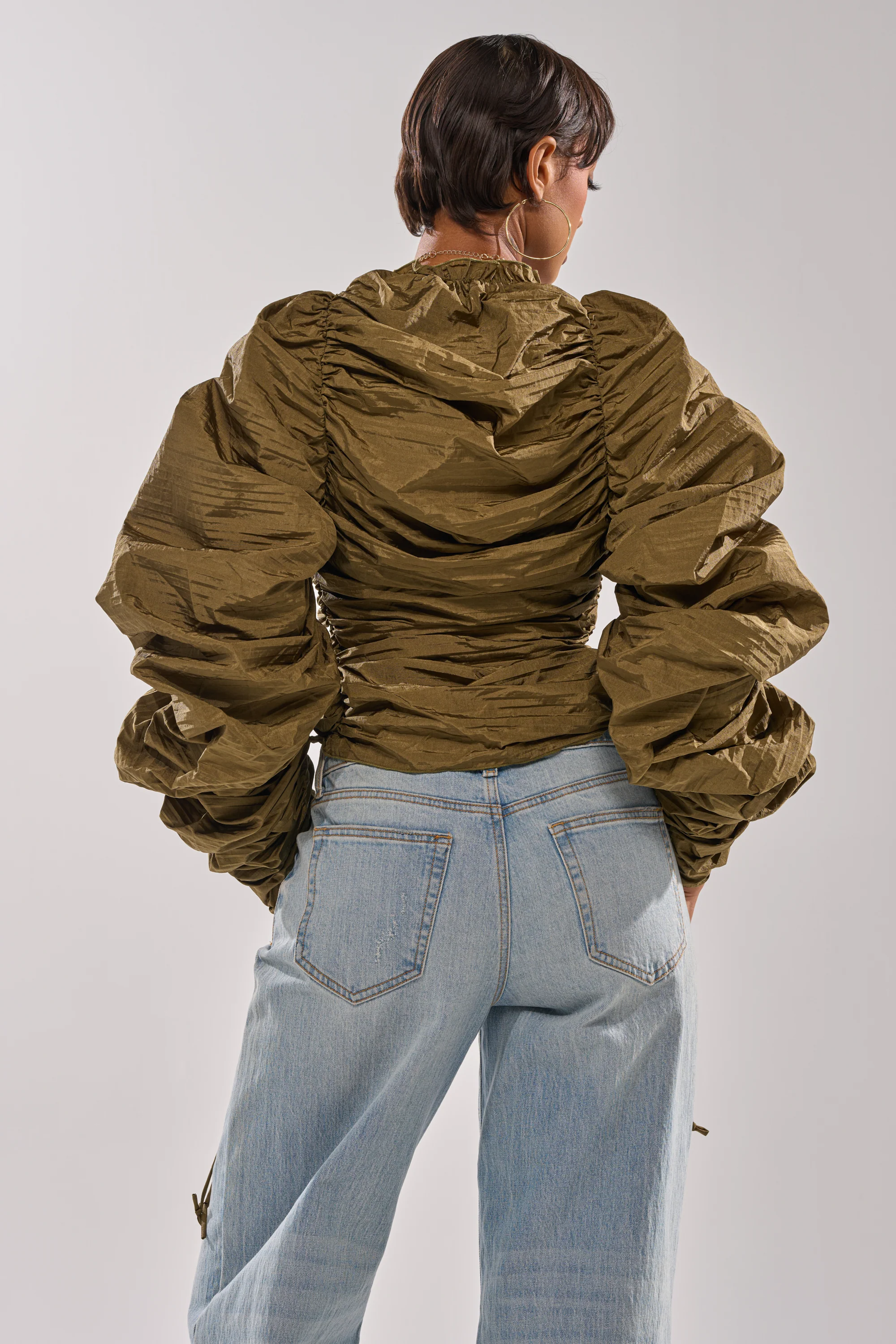 IN IT TO WIN IT RUCHED BLOUSE - Image 5