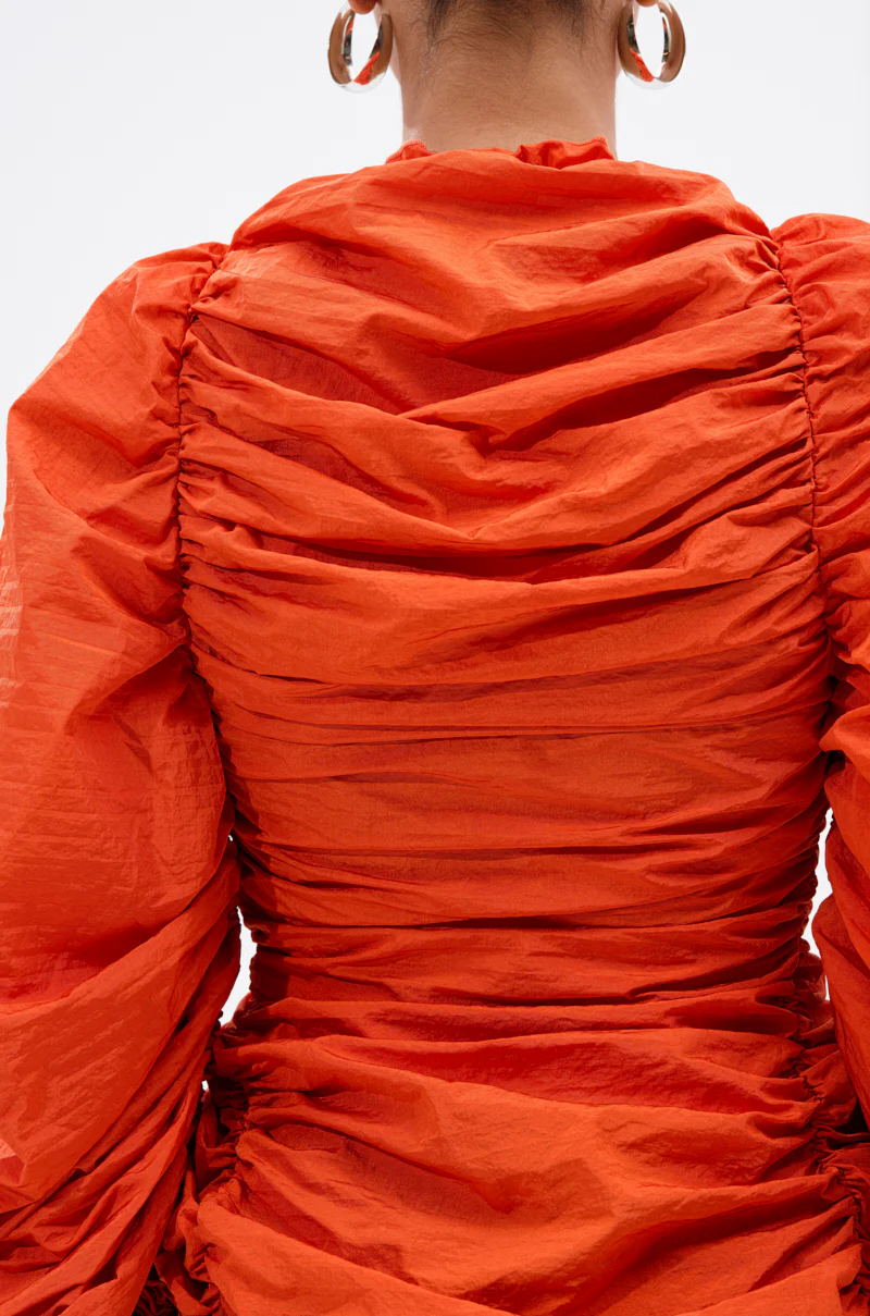 IN IT TO WIN IT RUCHED BLOUSE - Image 7