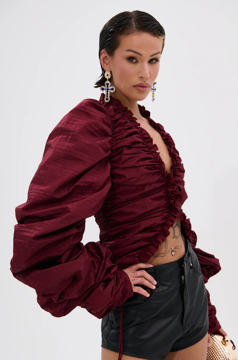 IN IT TO WIN IT RUCHED BLOUSE IN BURGUNDY - Image 2