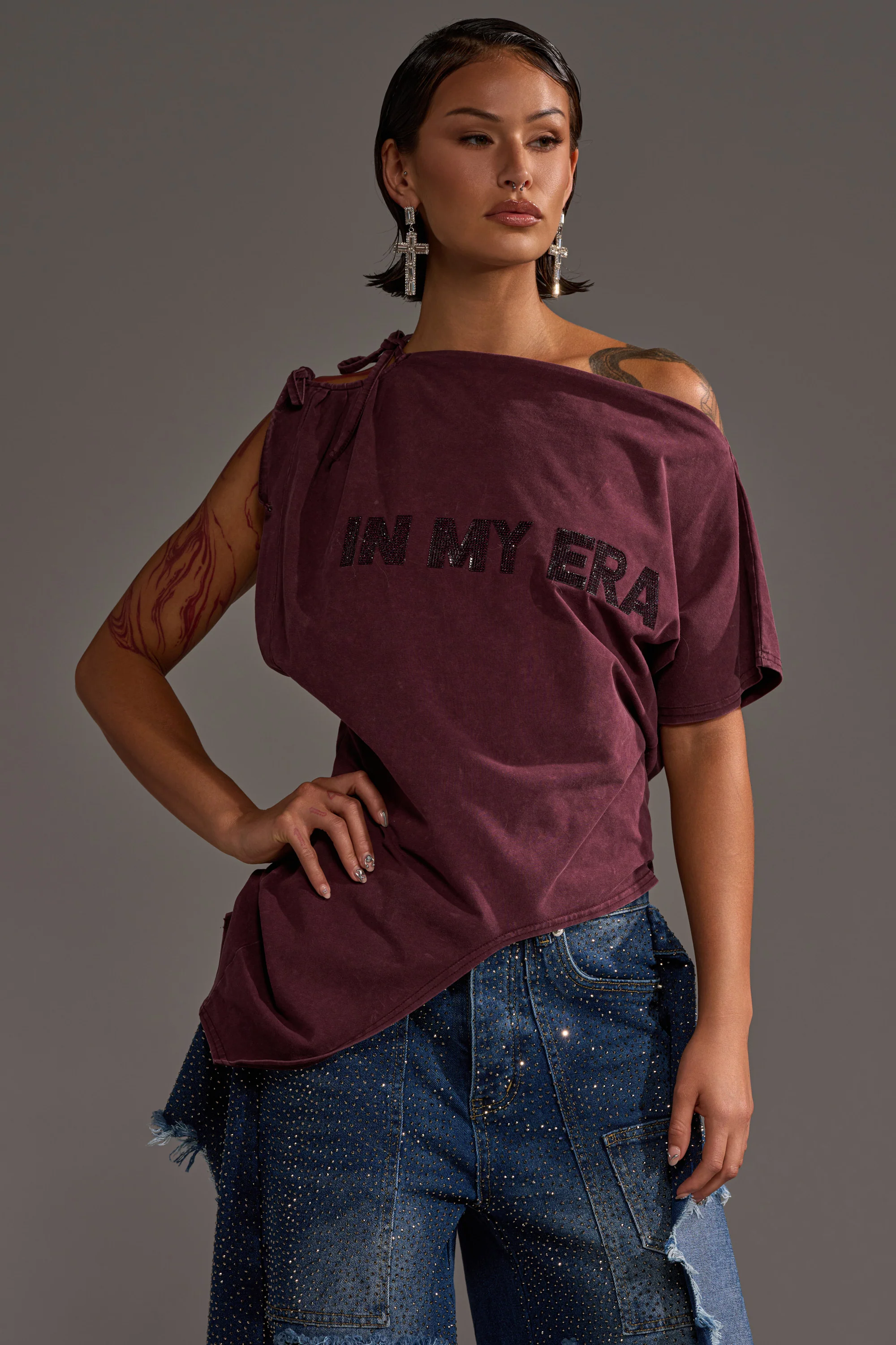 IN MY ERA OFF-THE-SHOULDER TEE - Image 2