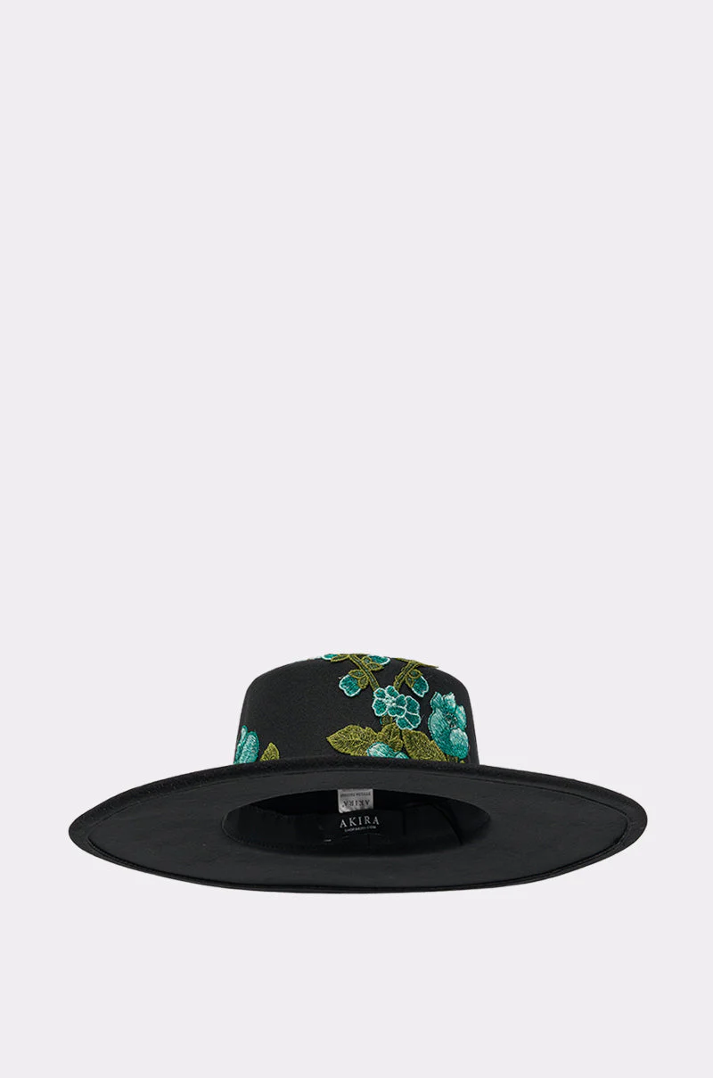 IN THE FIELD APPLIQUE BRIM HAT - Image 2