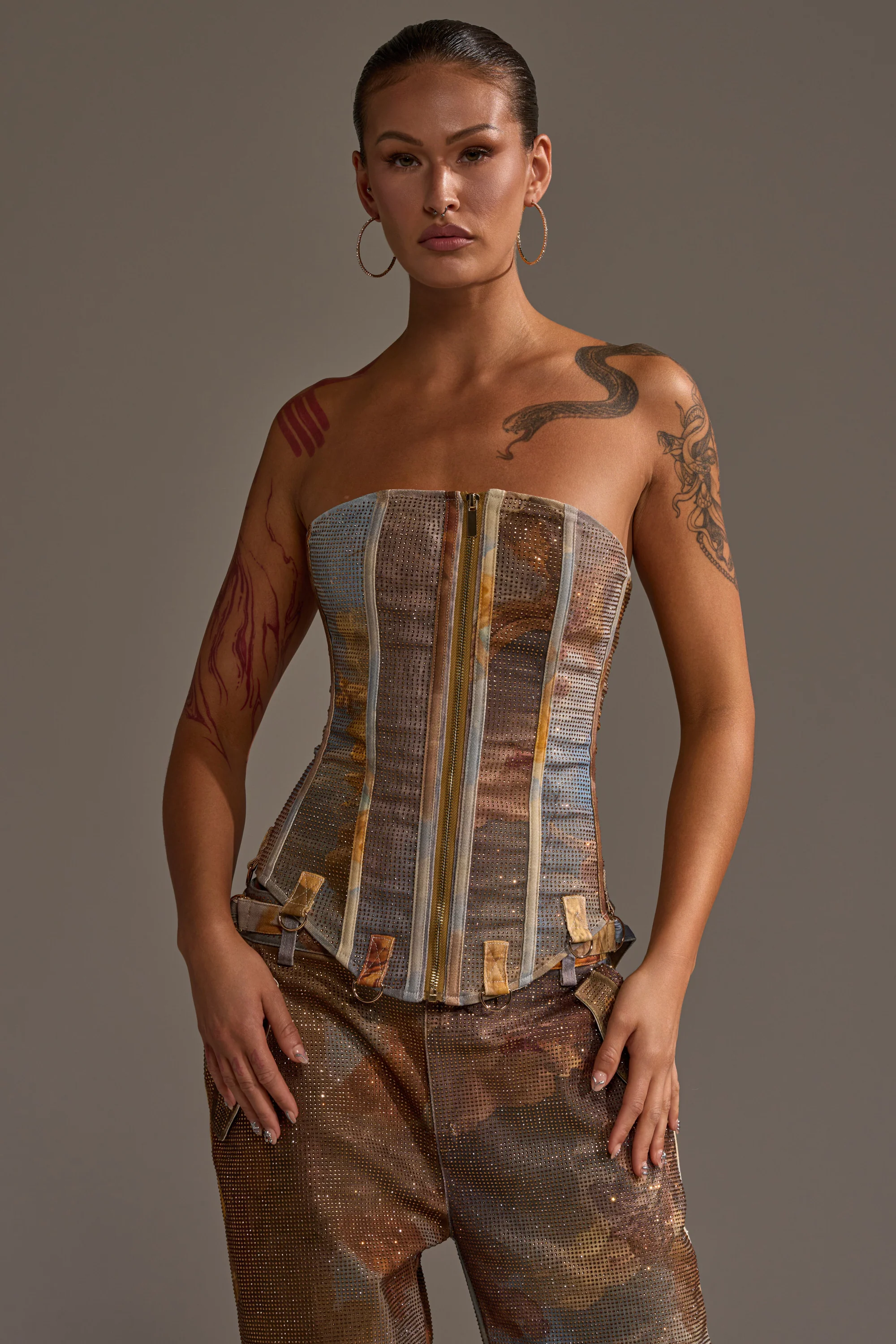 IN THE FUTURE CORSET - Image 3
