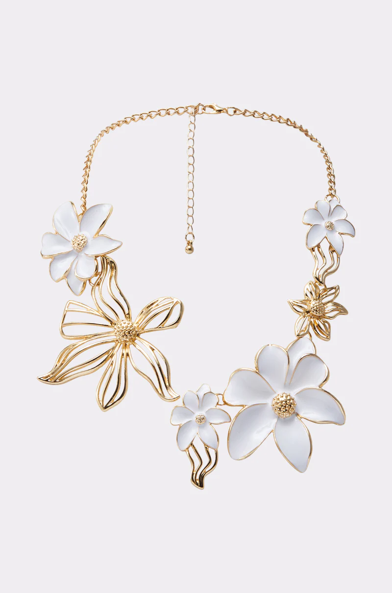 IN THE GARDEN NECKLACE