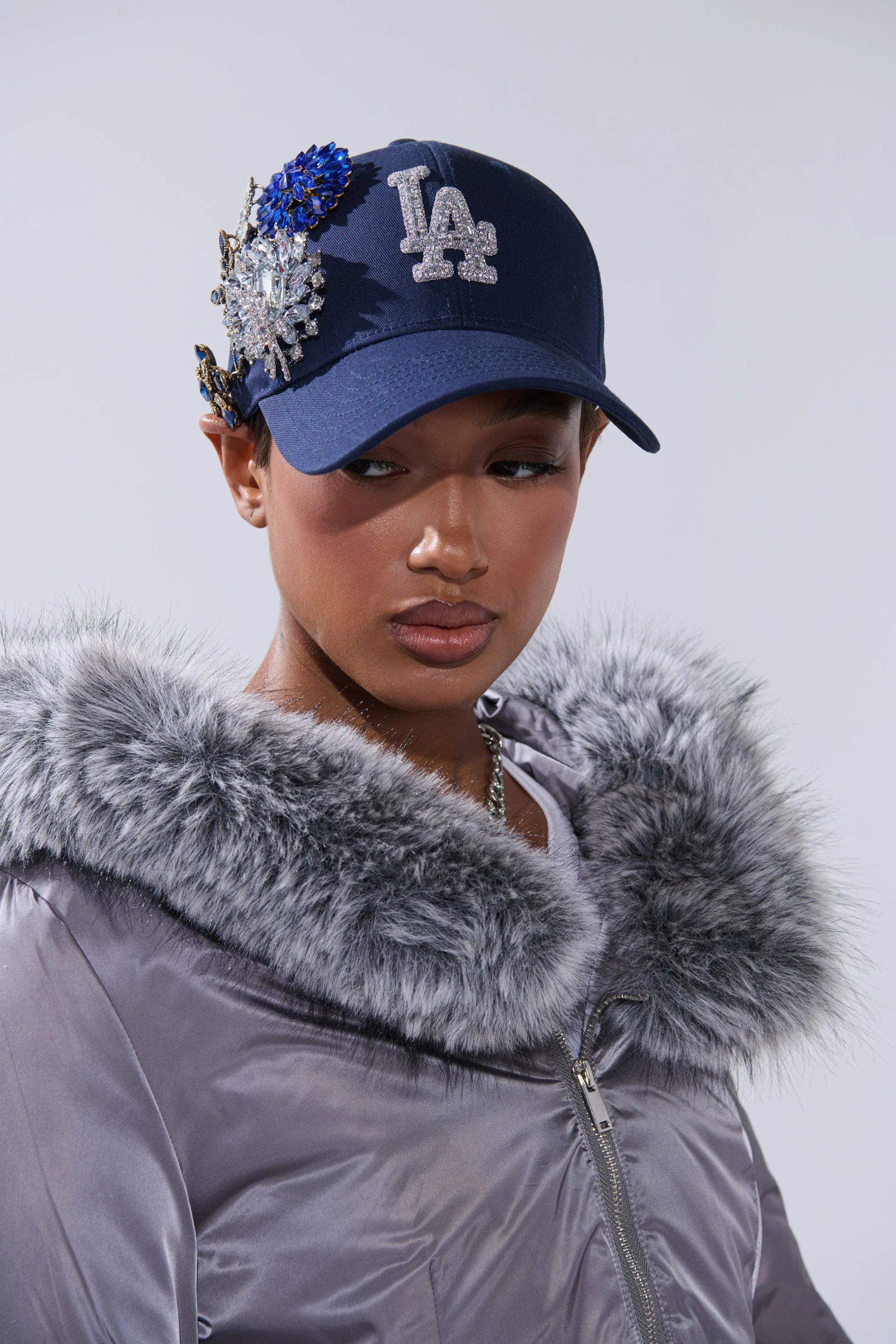 IN THE NIGHT CHARM HAT - Image 2