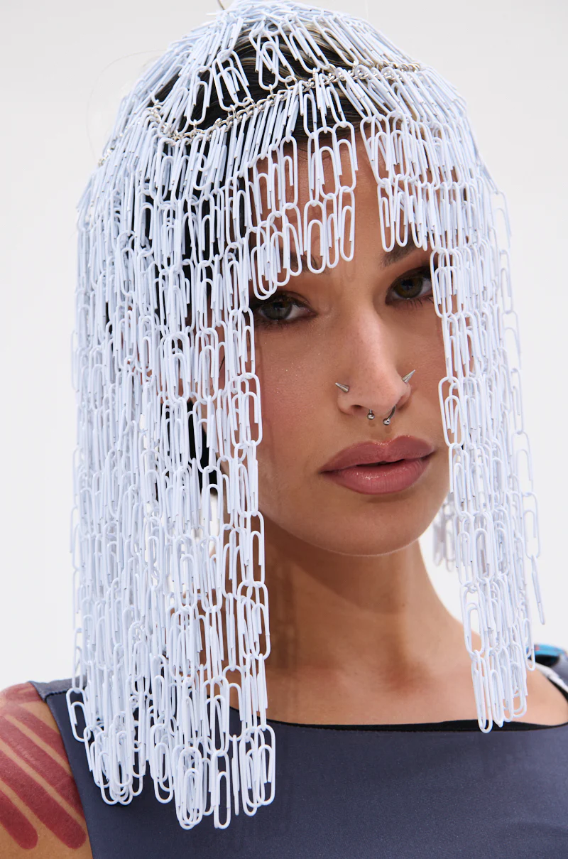 IN YOUR DREAMS CLIP HAIR PIECE - Image 2