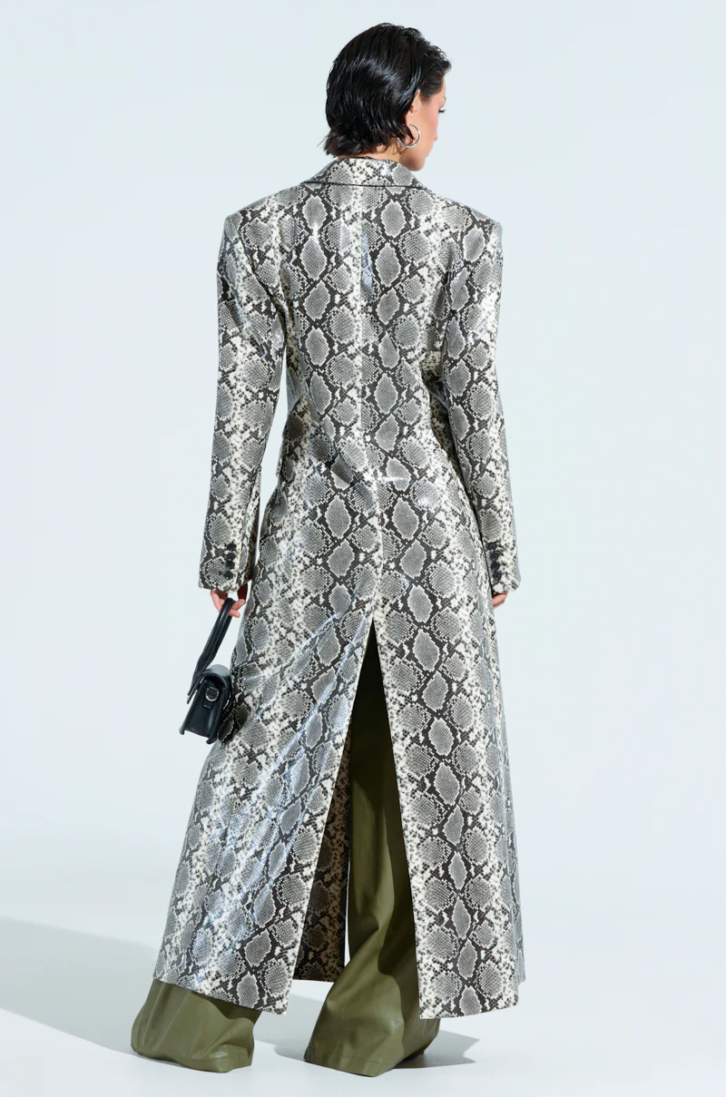 INCOGNITO SNAKE PRINT TRENCH IN IVORY - Image 5