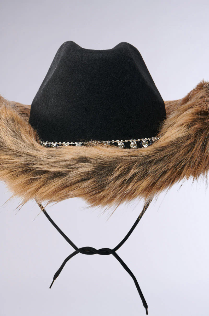IS THIS EXTRA FUR COWBOY HAT - Image 5