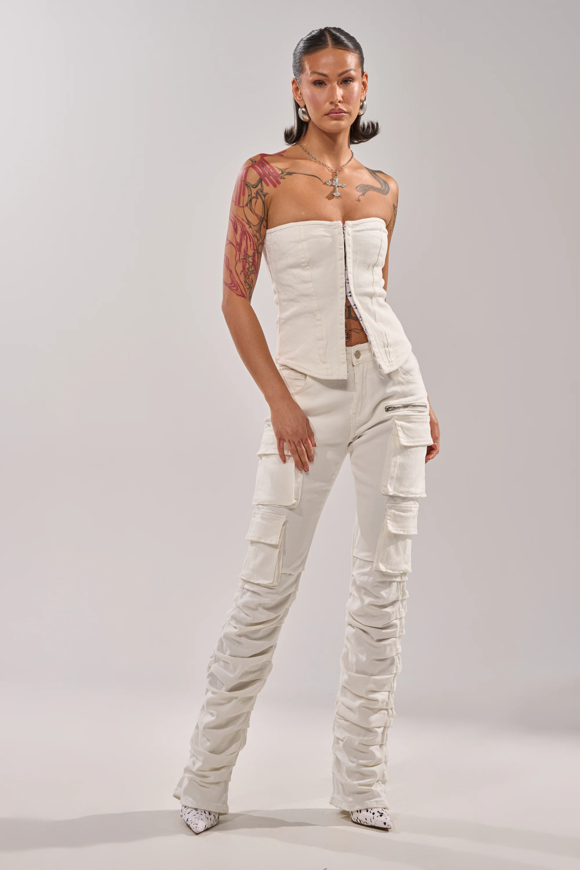 IT GETS EASIER CORSET - Image 7