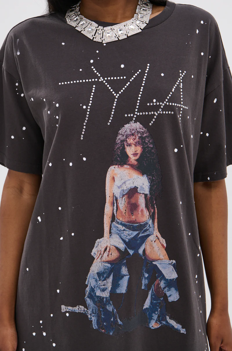 IT GIRL SPLATTERED GRAPHIC TSHIRT DRESS WITH RHINESTONES - Image 7