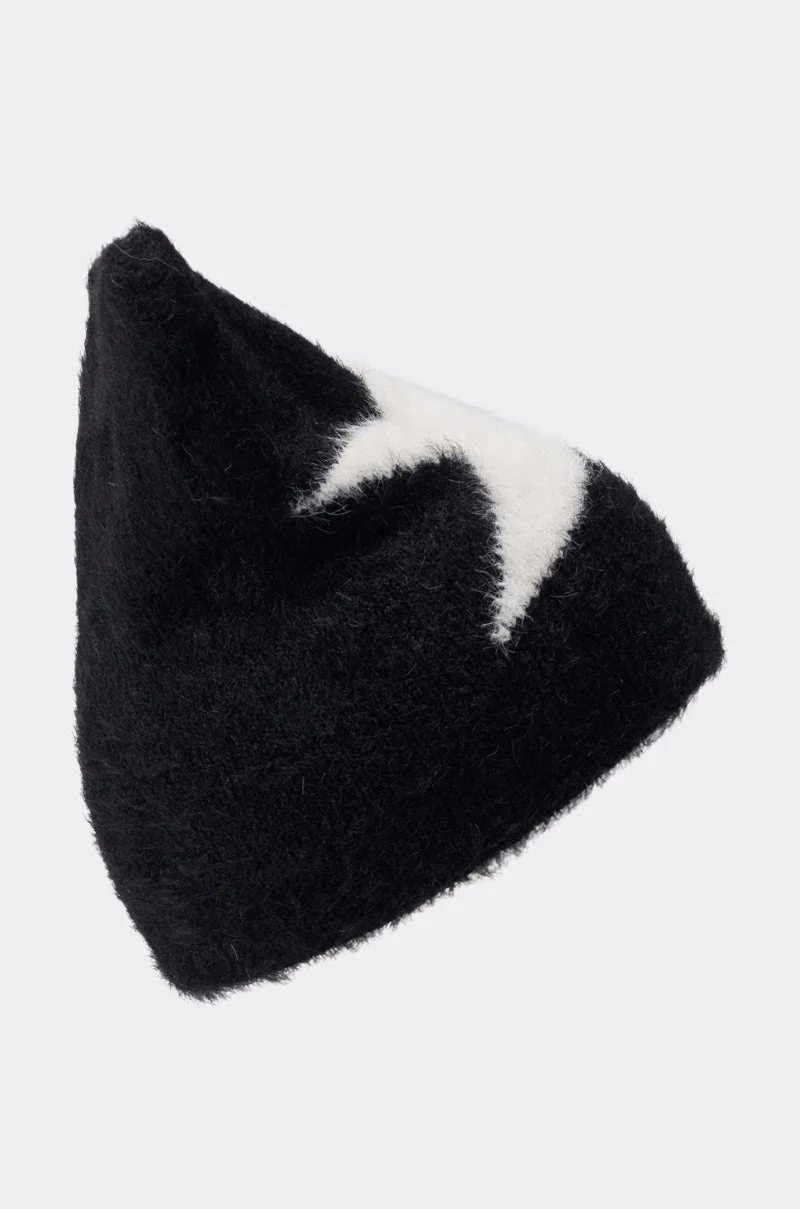 IT GURL BEANIE - Image 3