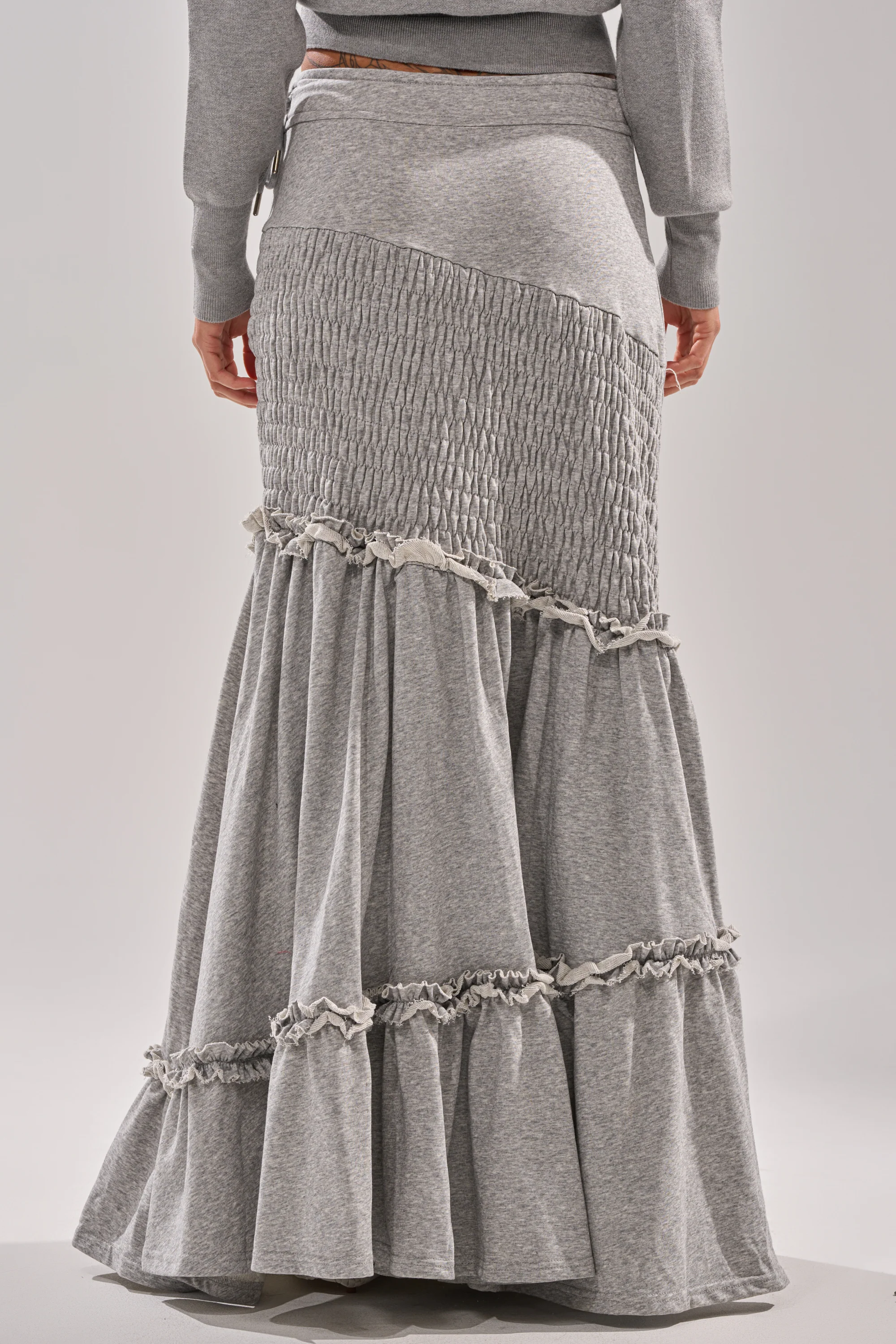 IT ONLY GETS BETTER RUCHED MAXI SKIRT IN HEATHER GREY - Image 5