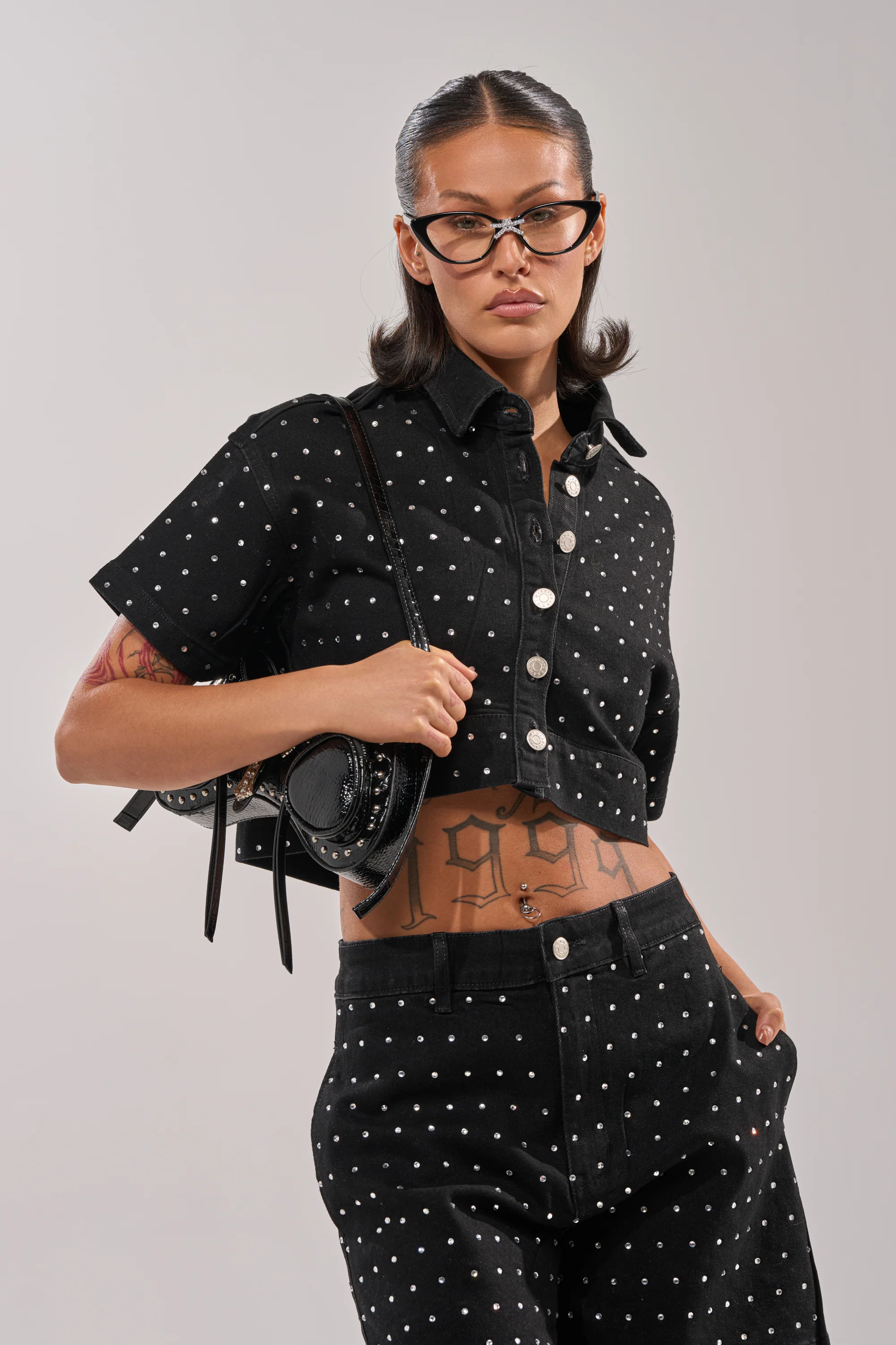 ITS GIVING DENIM RHINESTONE BUTTON DOWN - Image 2
