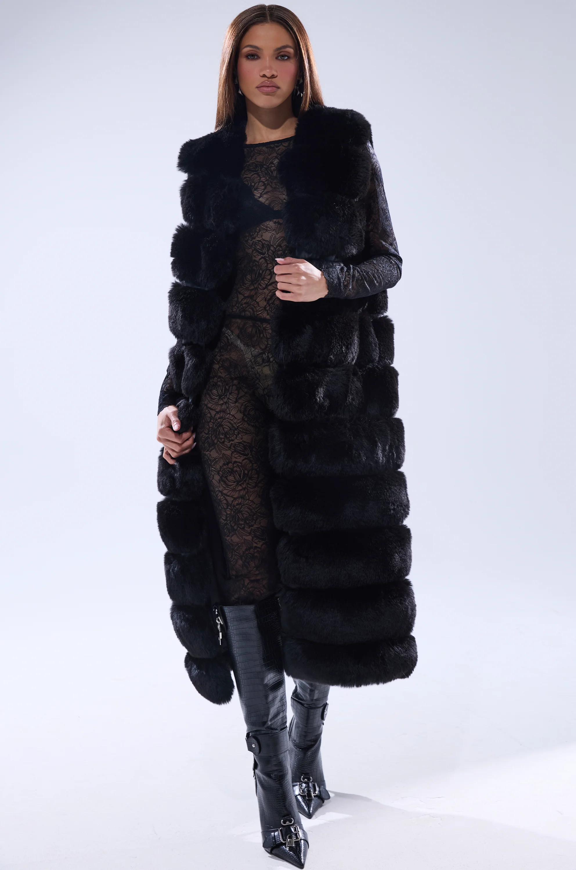 JENNY LIN FAUX FUR MAXI VEST IN BLACK - Image 2
