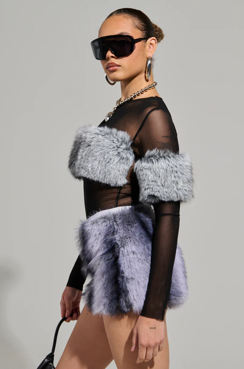 JENNY LONG SLEEVE TOP WITH FUR - Image 4
