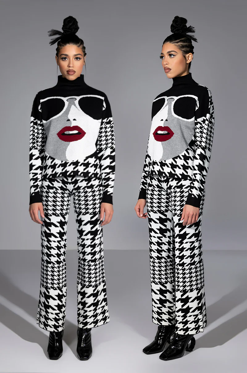 JET SET MOCK NECK SWEATER - Image 4