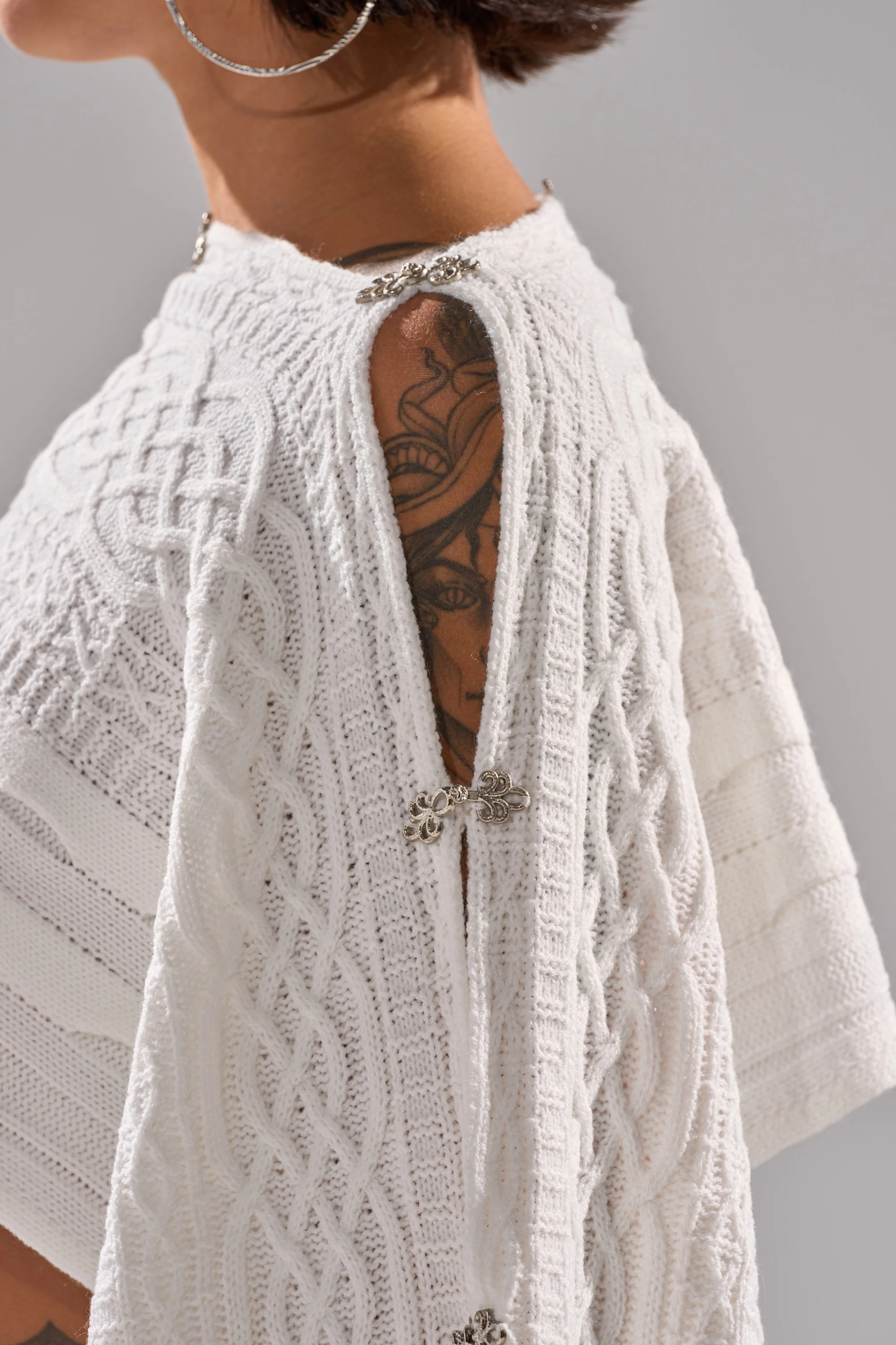 JOAN CABLE KNIT TOP - Image 10