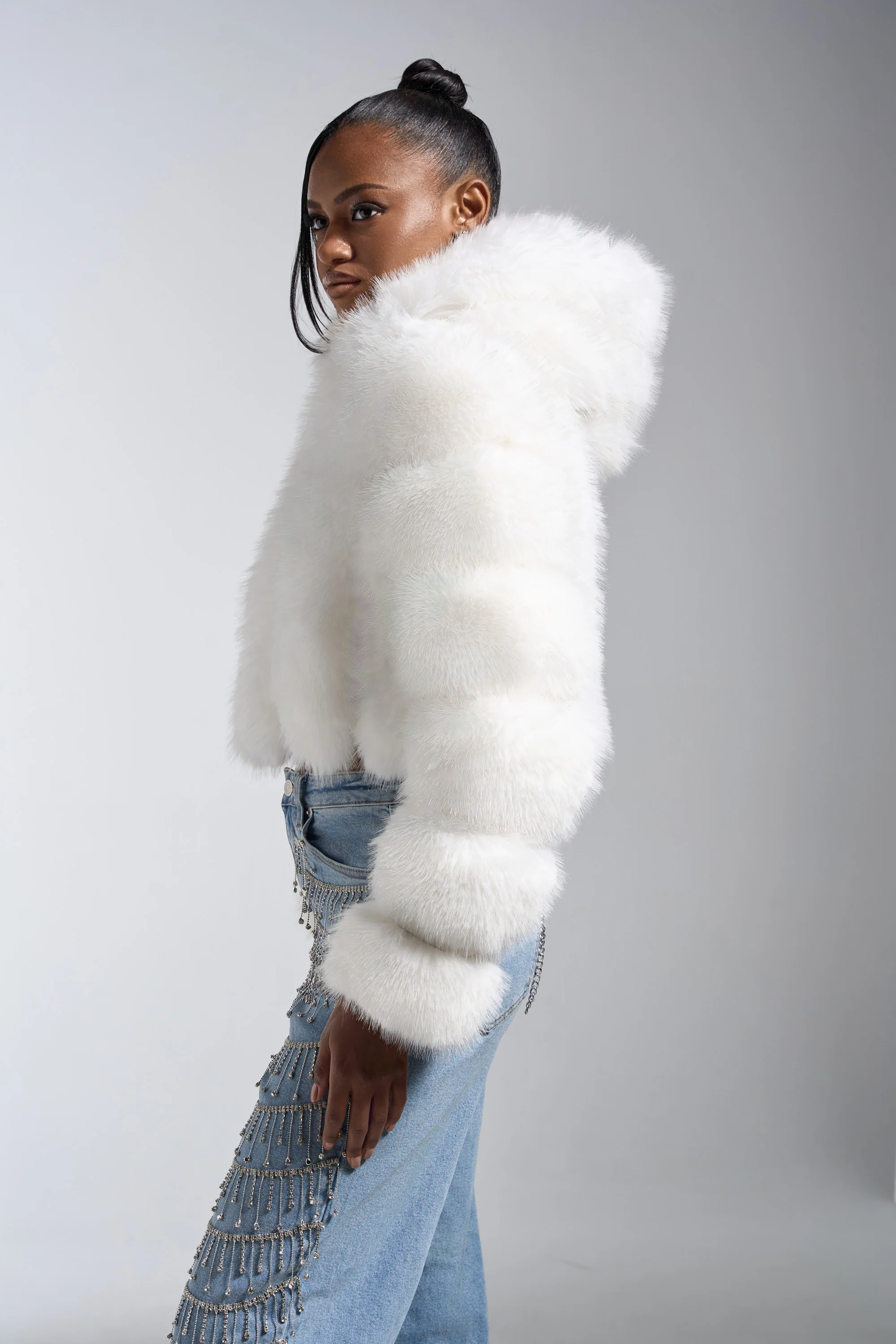 JOLENE FAUX FUR COAT IN WHITE - Image 11
