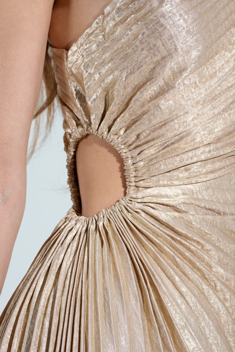 JULIETTE METALLIC PLEATED MIDI DRESS - Image 7