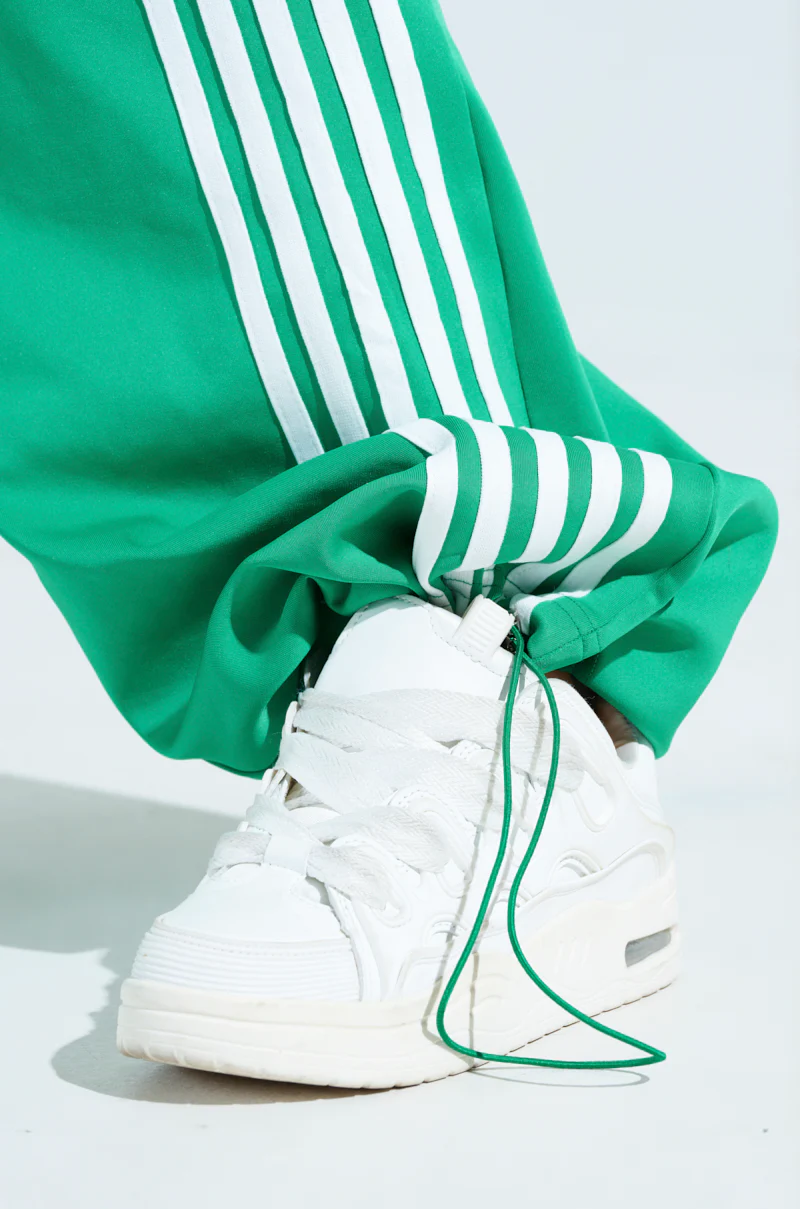JUMP AROUND WIDE LEG JOGGER IN GREEN - Image 8