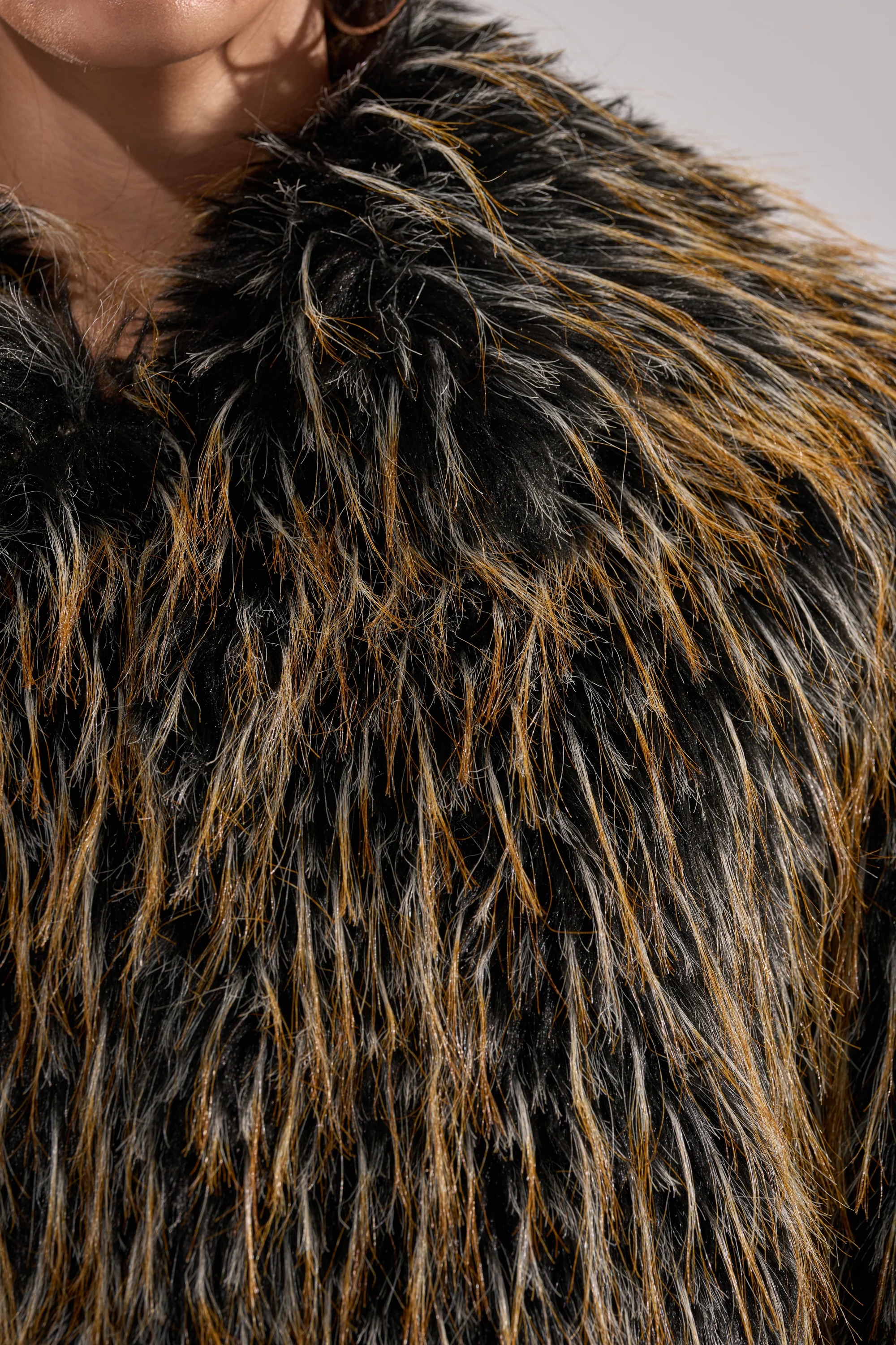 JUPITER FAUX FUR COAT - Image 10