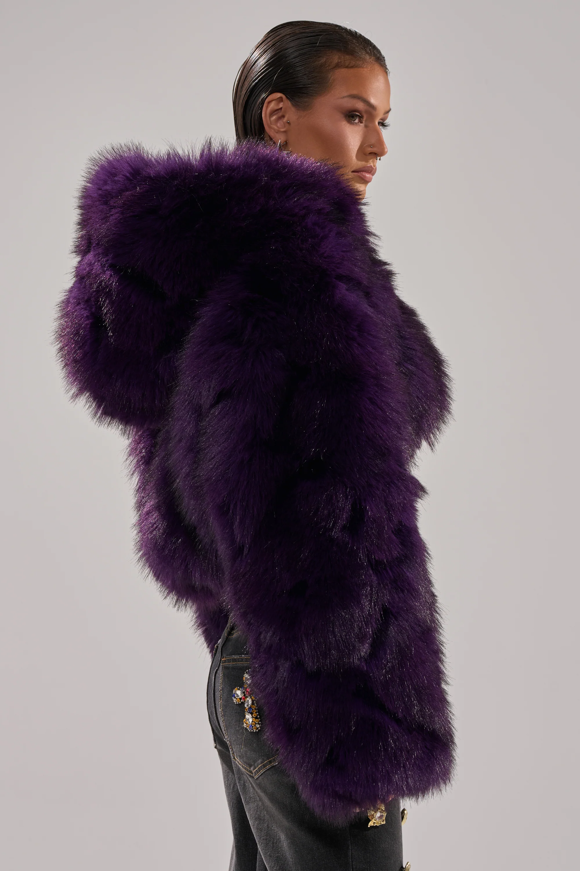 JUST A FLING CROPPED FAUX FUR - Image 5