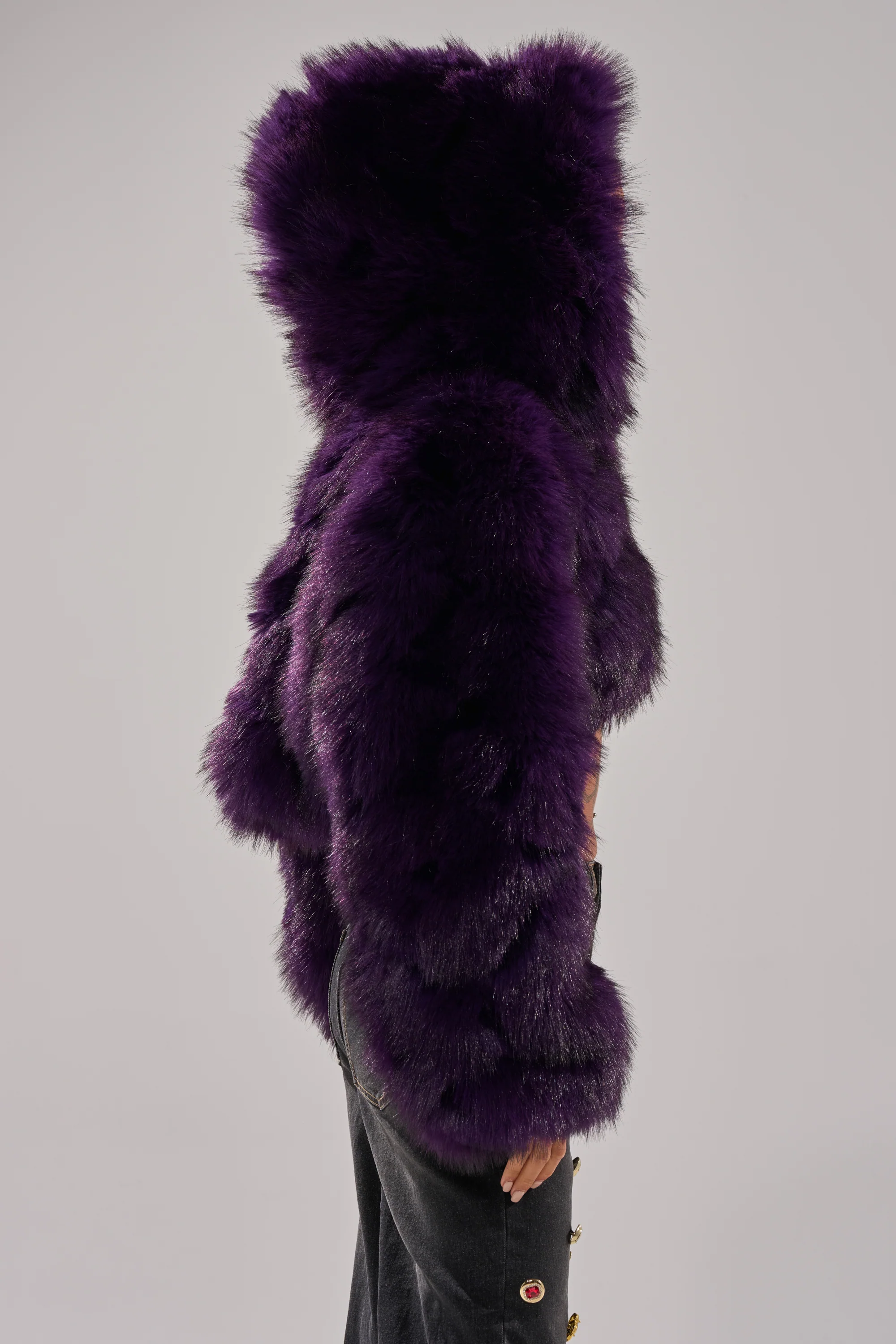 JUST A FLING CROPPED FAUX FUR - Image 6