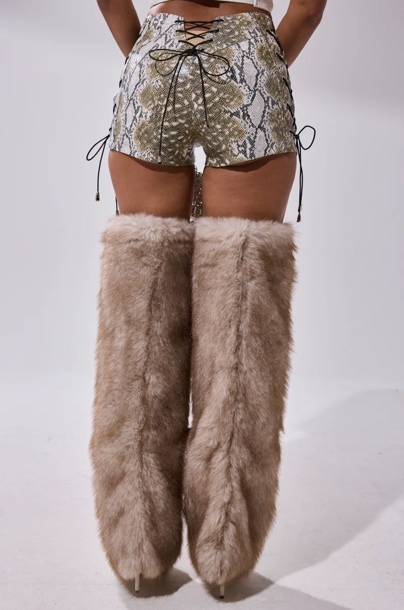 JUST HOT AND TALKING FAUX LEATHER SHORT WITH LACE UP - Image 5