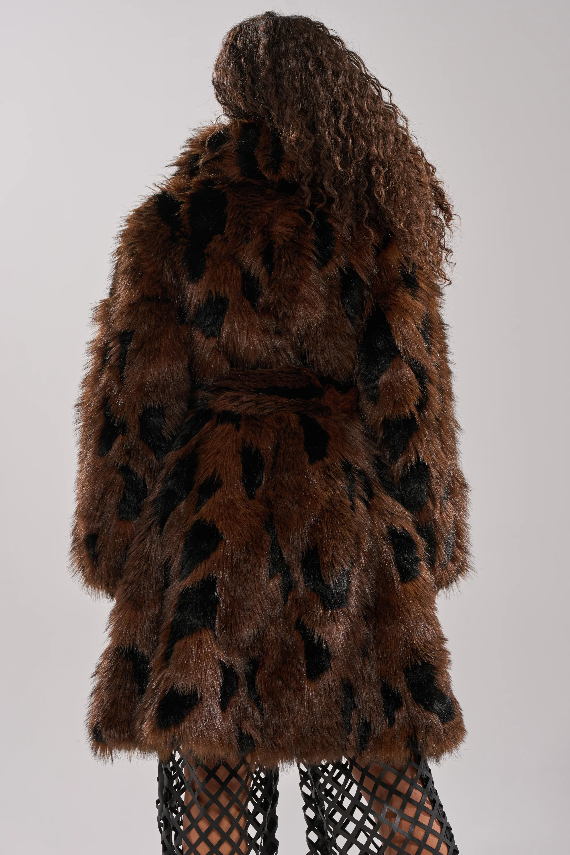 JUSTINE FAUX FUR COAT - Image 5