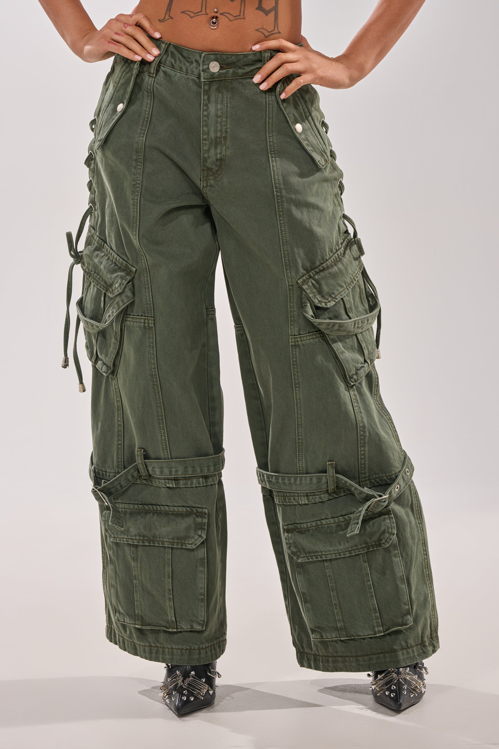 KARA CARGO DENIM - Image 4